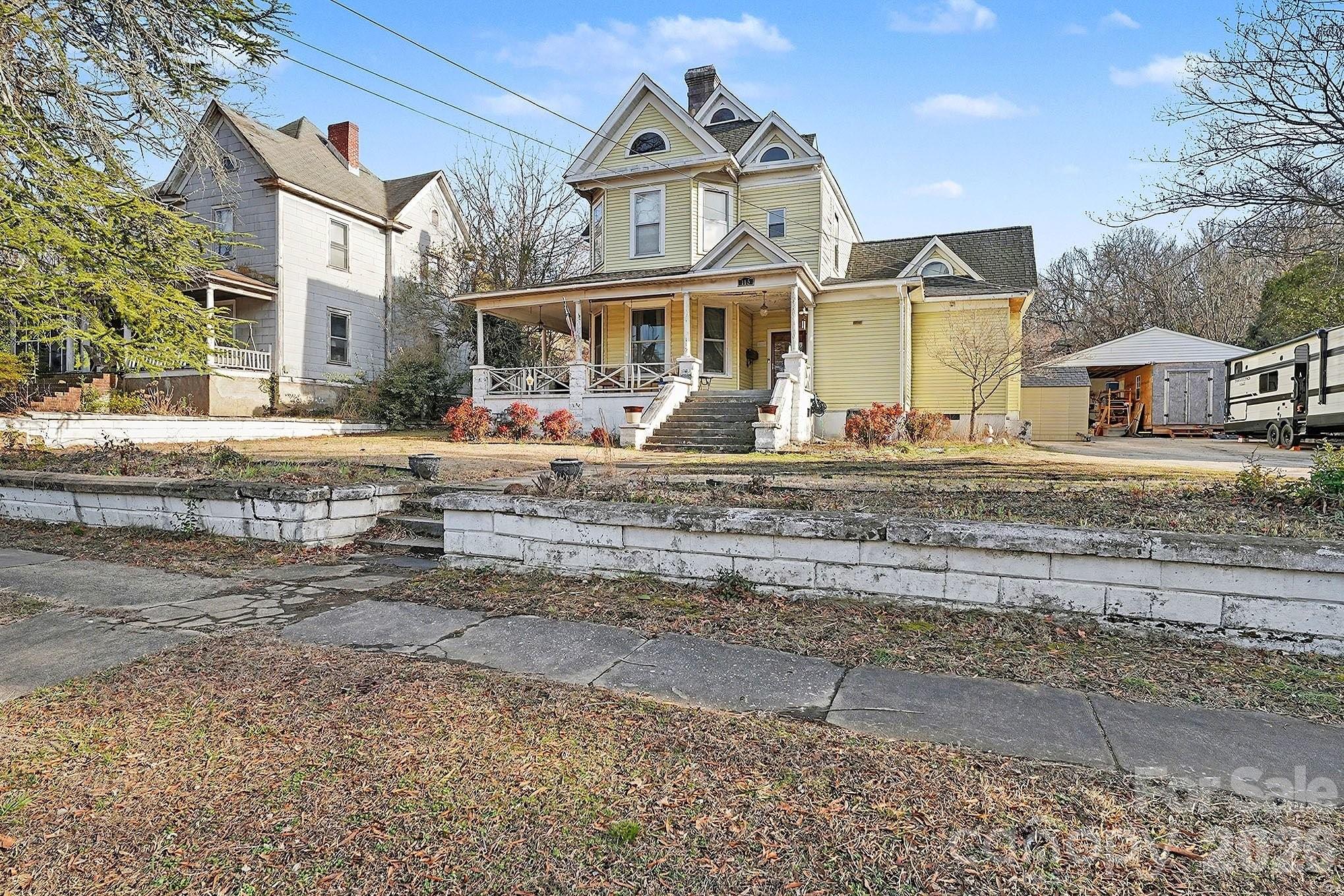 115 N Salisbury Avenue