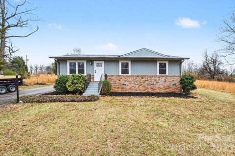 300 Lakewood Drive Gastonia NC 28056