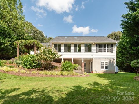 A home in Mills River