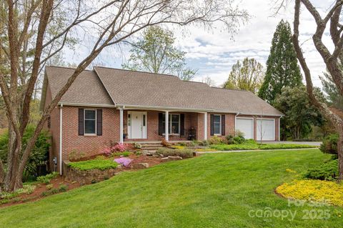 1420 Patriots Drive Hendersonville NC 28739