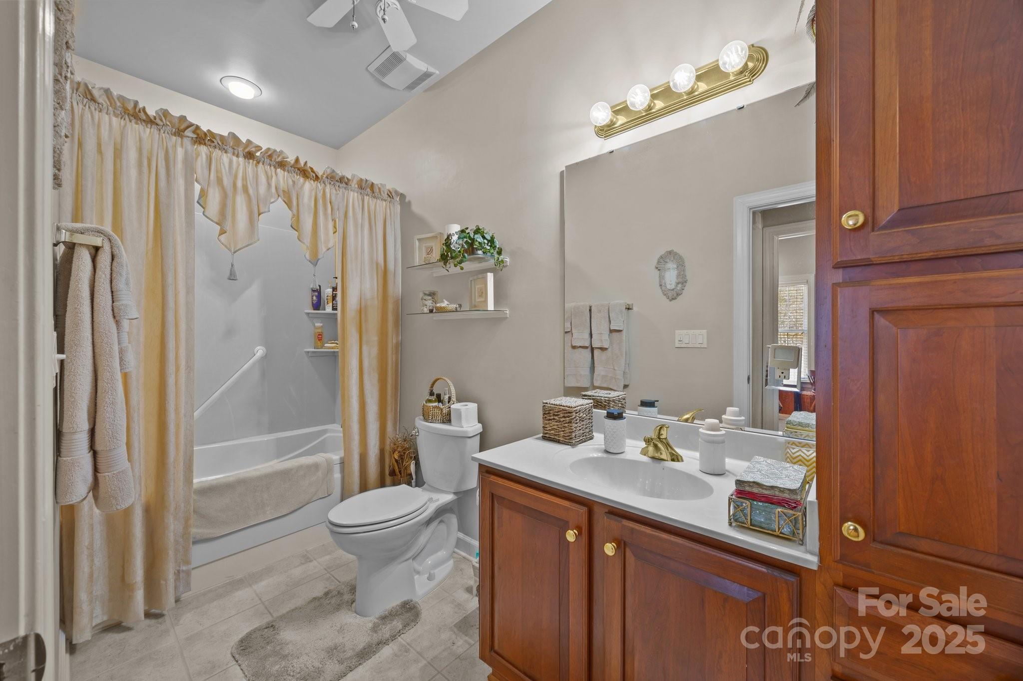 Highland Creek - Residential