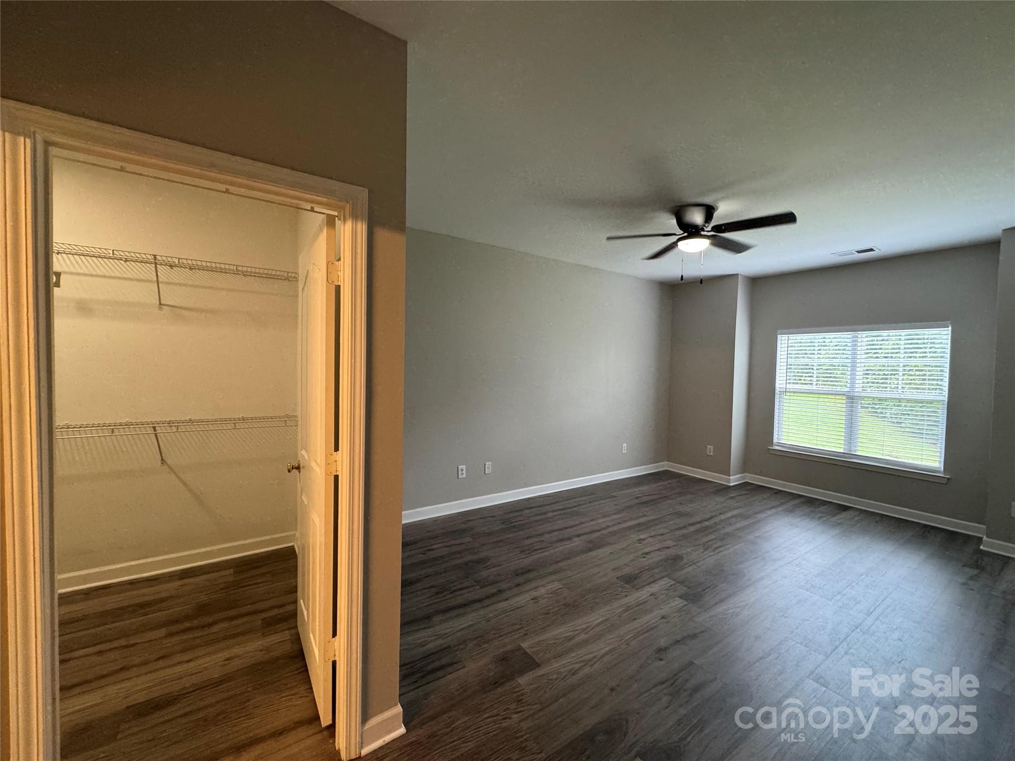 Charlotte, North Carolina 28262, United States, 2 Bedrooms Bedrooms, ,2 BathroomsBathrooms,Residential,Active,194028