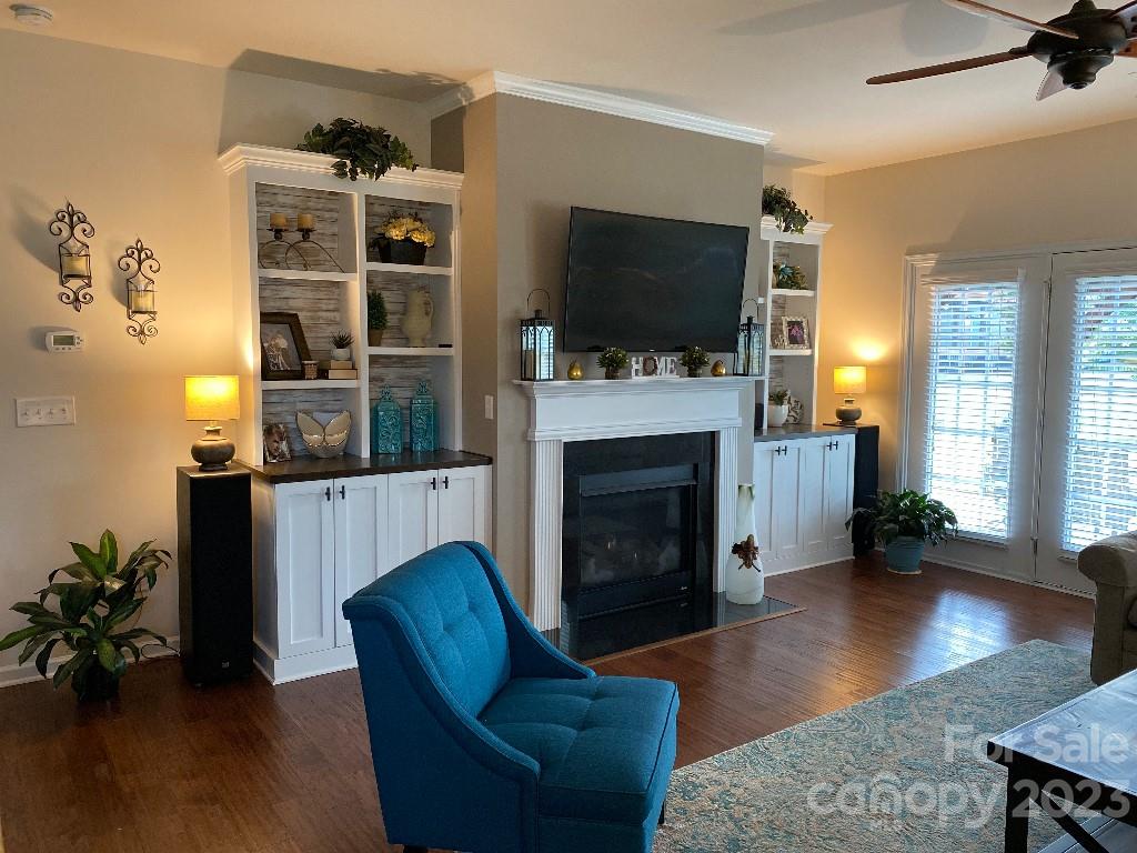 Clarabella - Residential