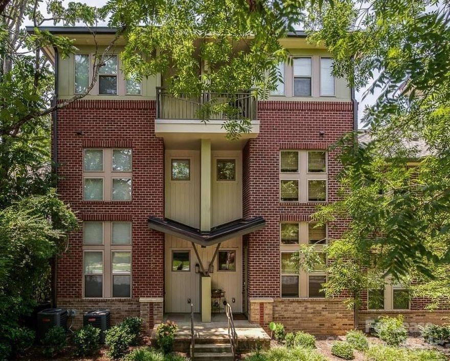 Welcome to this modern townhome in popular Dilworth neighborhood. This exceptional 2BD, 2.5 bath home w large office/flex space offers a contemporary design and an unbeatable location. As you step inside, you'll be immediately captivated by the abundance of natural light flooding through the large windows, creating an inviting and airy atmosphere. The open floor plan seamlessly connects the living, dining, and kitchen areas, providing a perfect setting for both entertaining guests and everyday living. All bedrooms feature en-suite baths, in addition to half bath. Front upstairs bedroom has private terrace access. Unit provides the convenience of 1-car garage and additional storage space. Addtl parking space in private lot behind home. Fenced common pet area on premise. Situated in the heart of Dilworth, enjoy a leisurely stroll to the nearby parks, explore the vibrant dining scene and boutique shops that Dilworth has to offer. Fantastic location to center city & hospitals in the area.