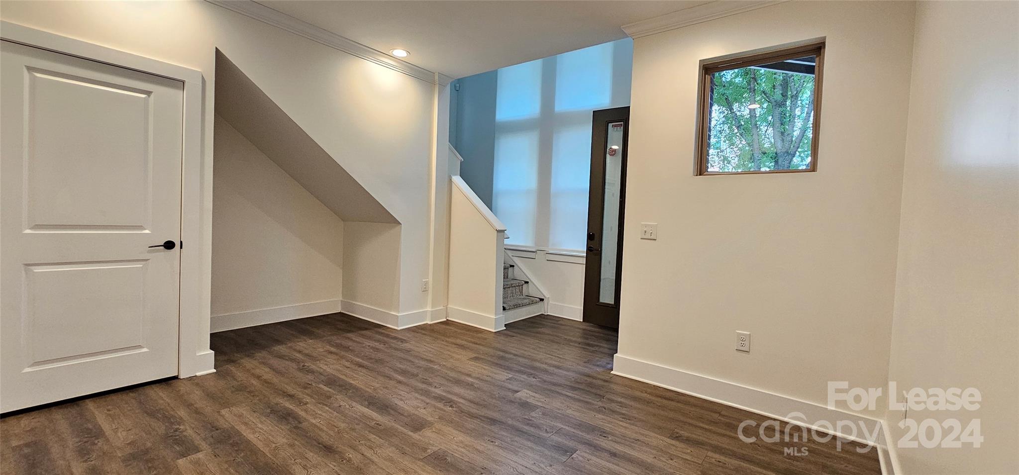 1500 Kenilworth - Residential Lease