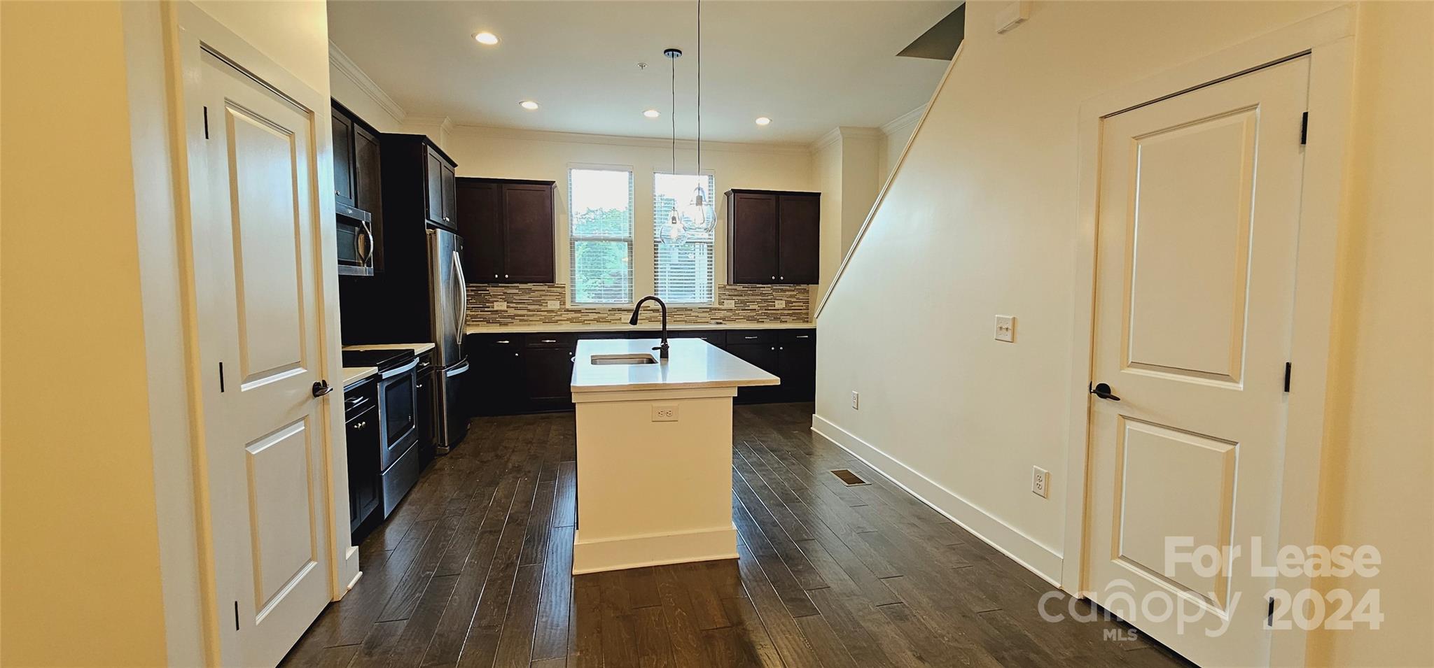 1500 Kenilworth - Residential Lease