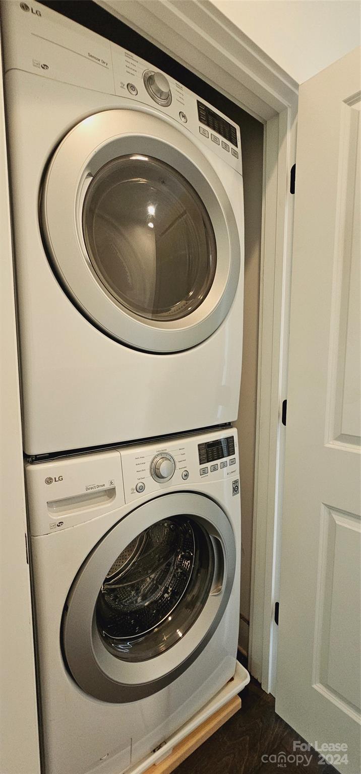 1500 Kenilworth - Residential Lease