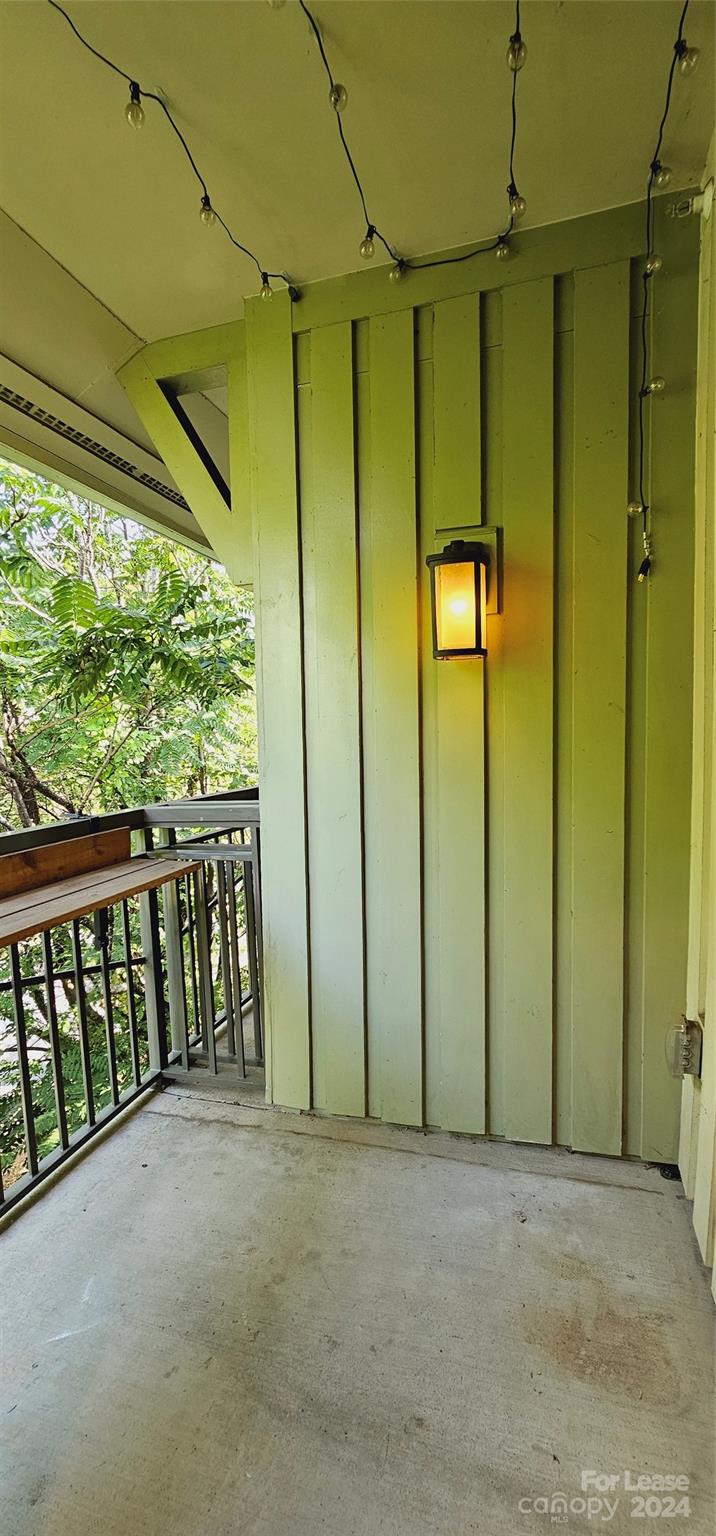 1500 Kenilworth - Residential Lease