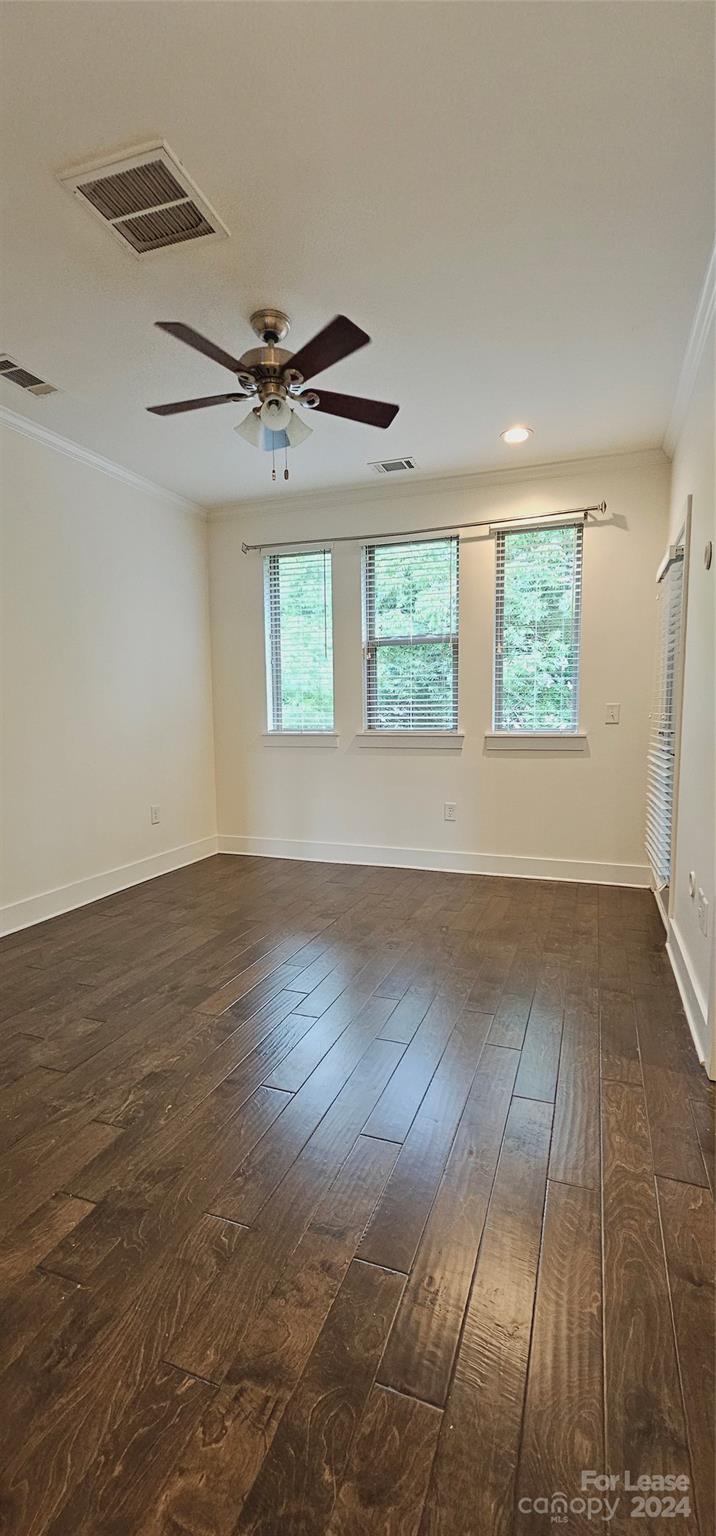 1500 Kenilworth - Residential Lease