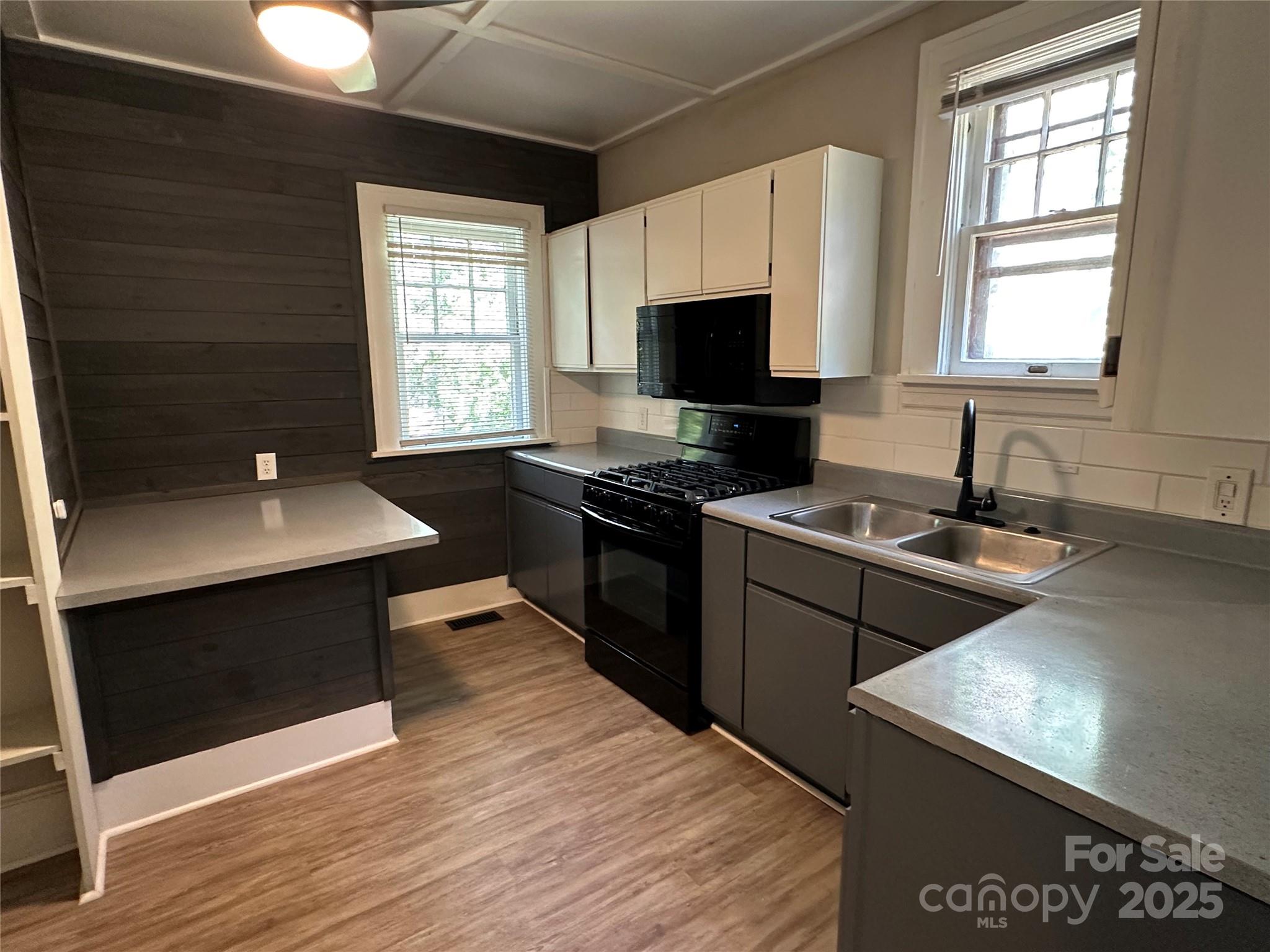 Montford Hills - Residential