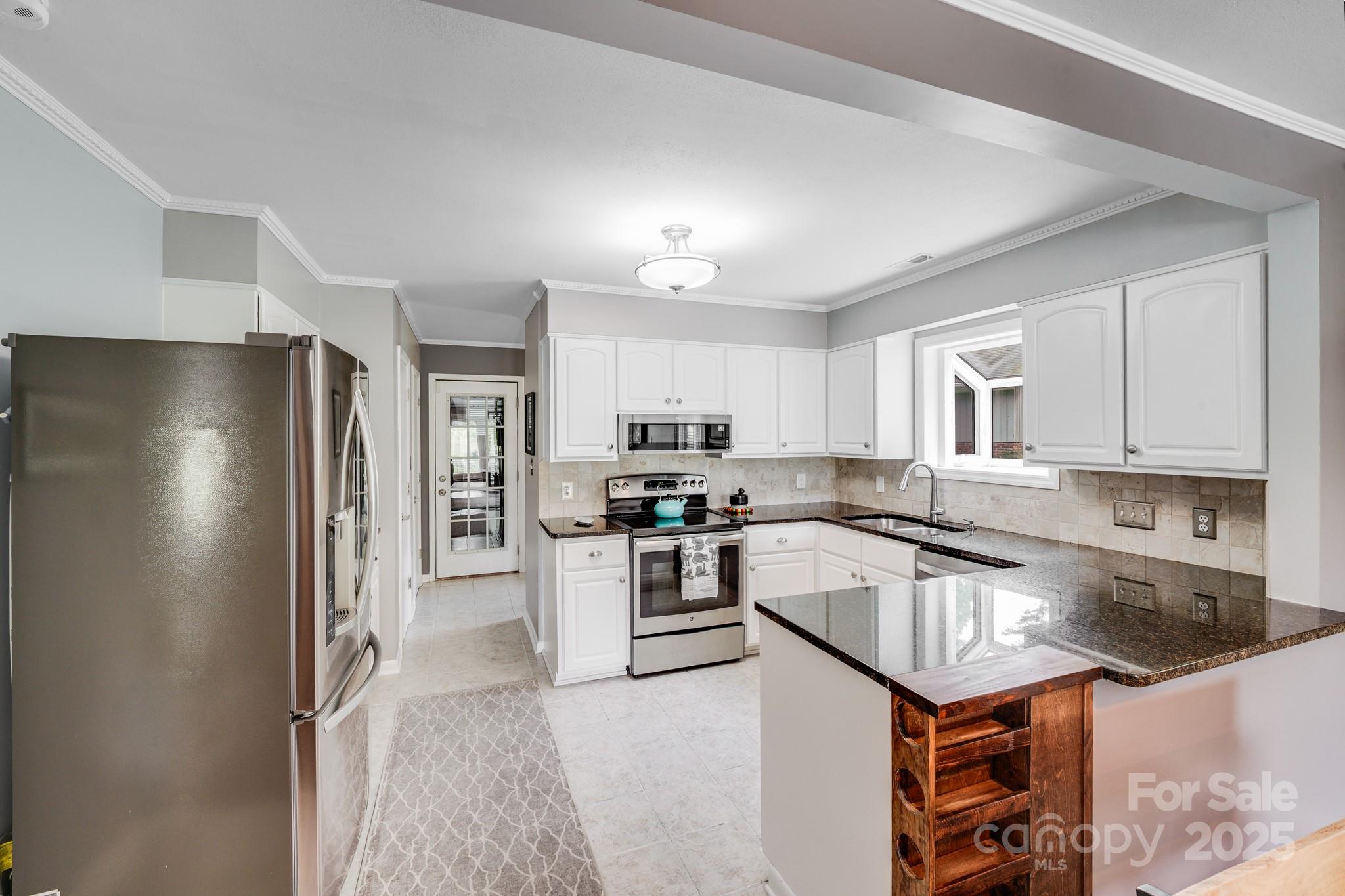 Ridgeloch - Residential