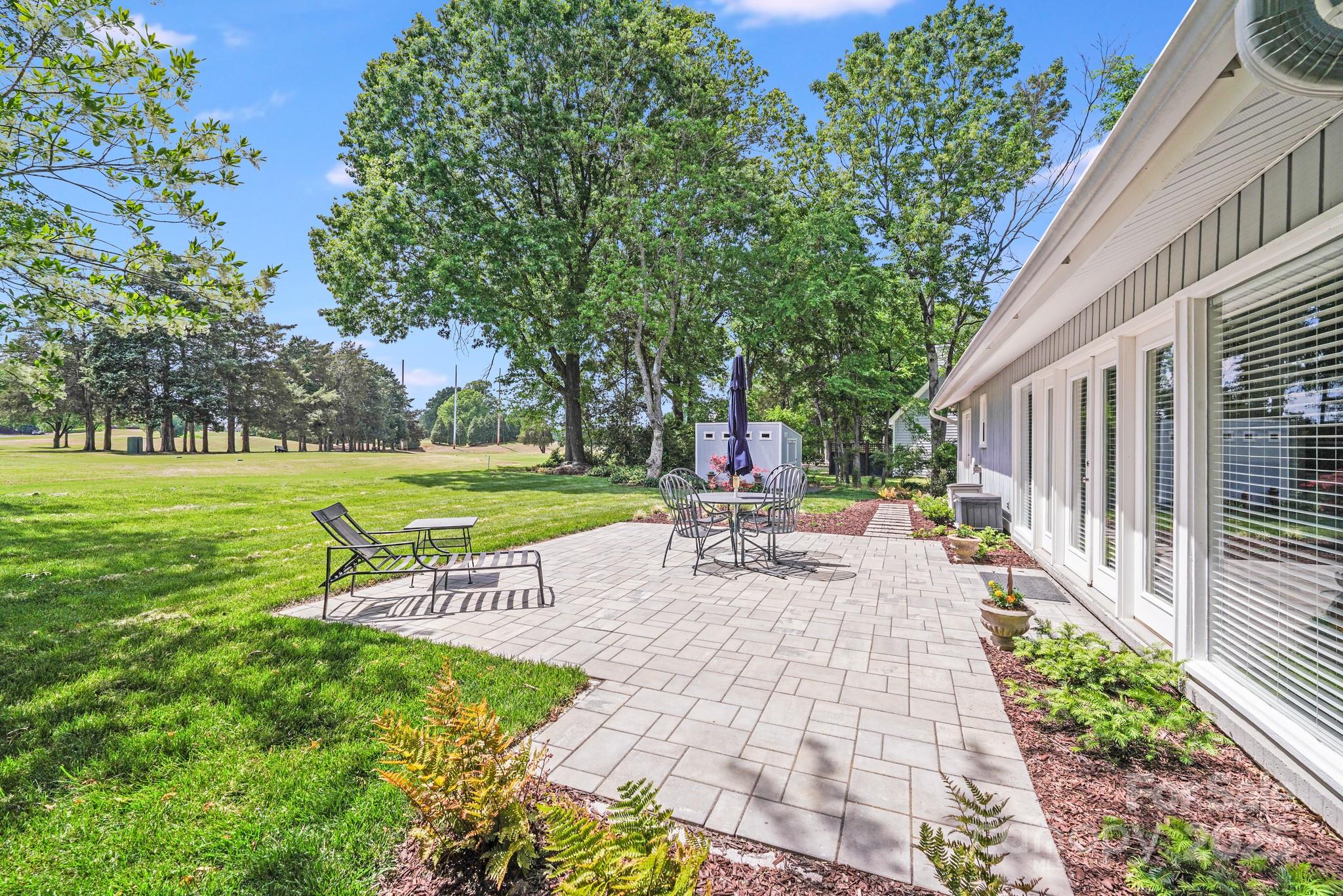 Ridgeloch - Residential