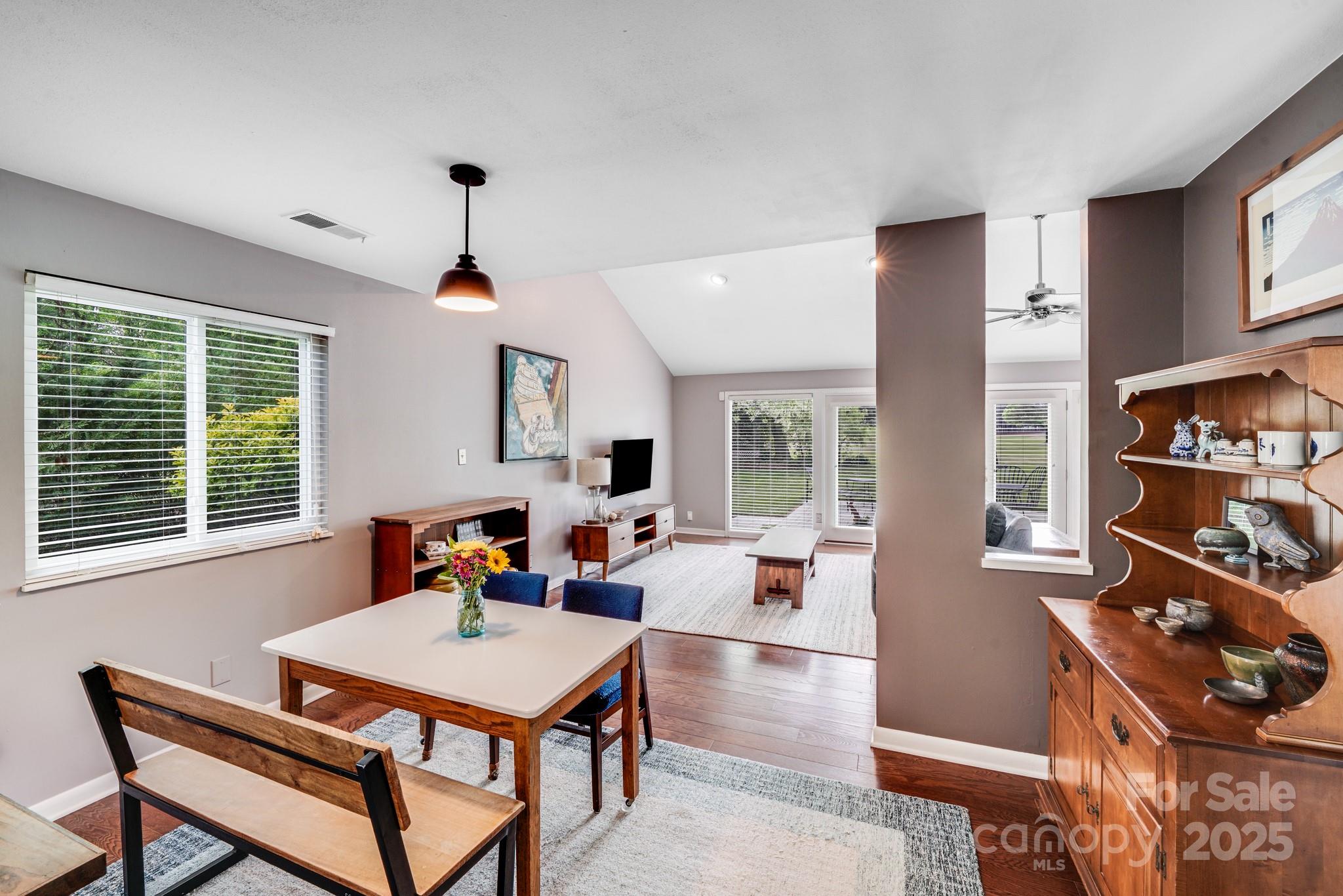 Ridgeloch - Residential