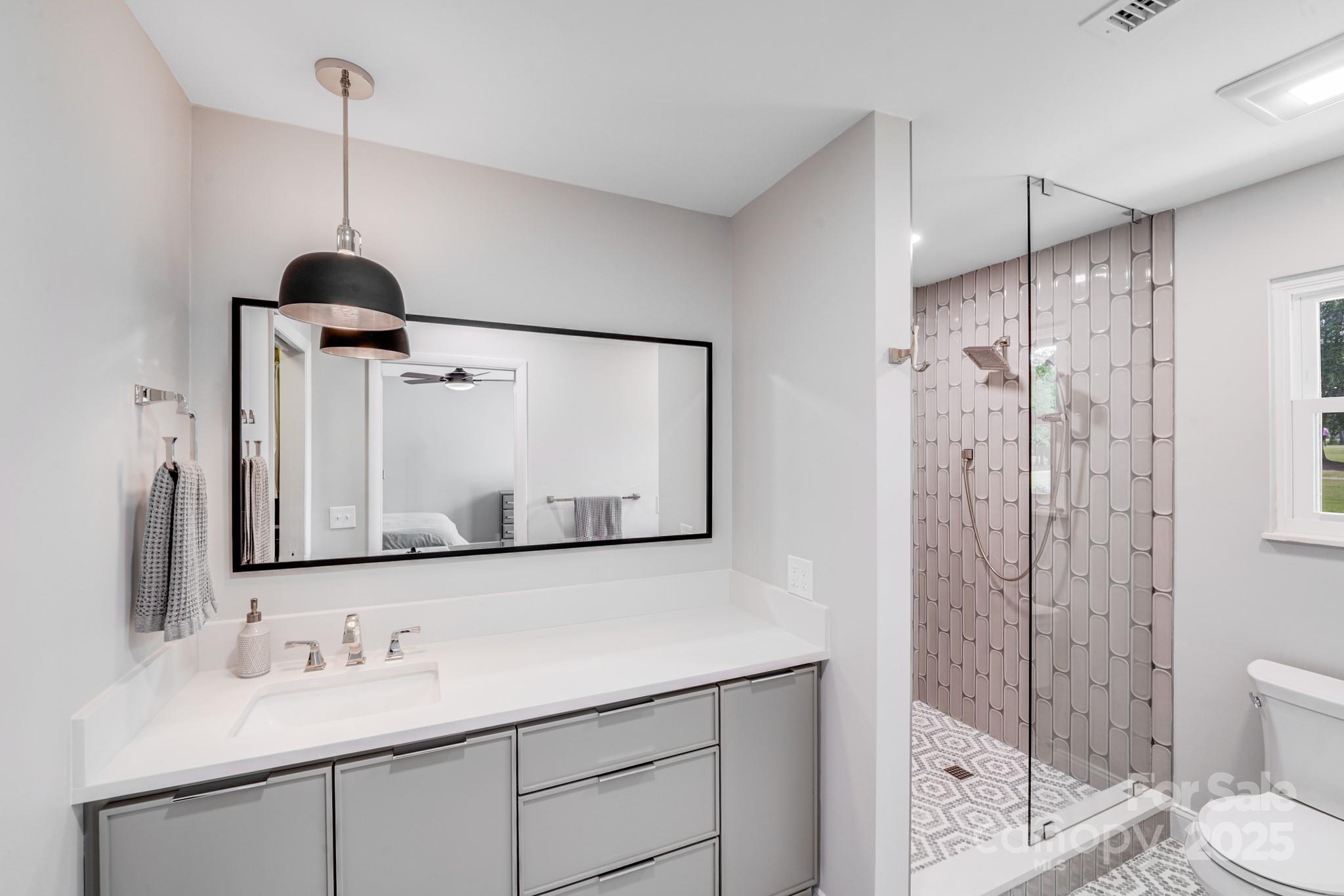 Ridgeloch - Residential