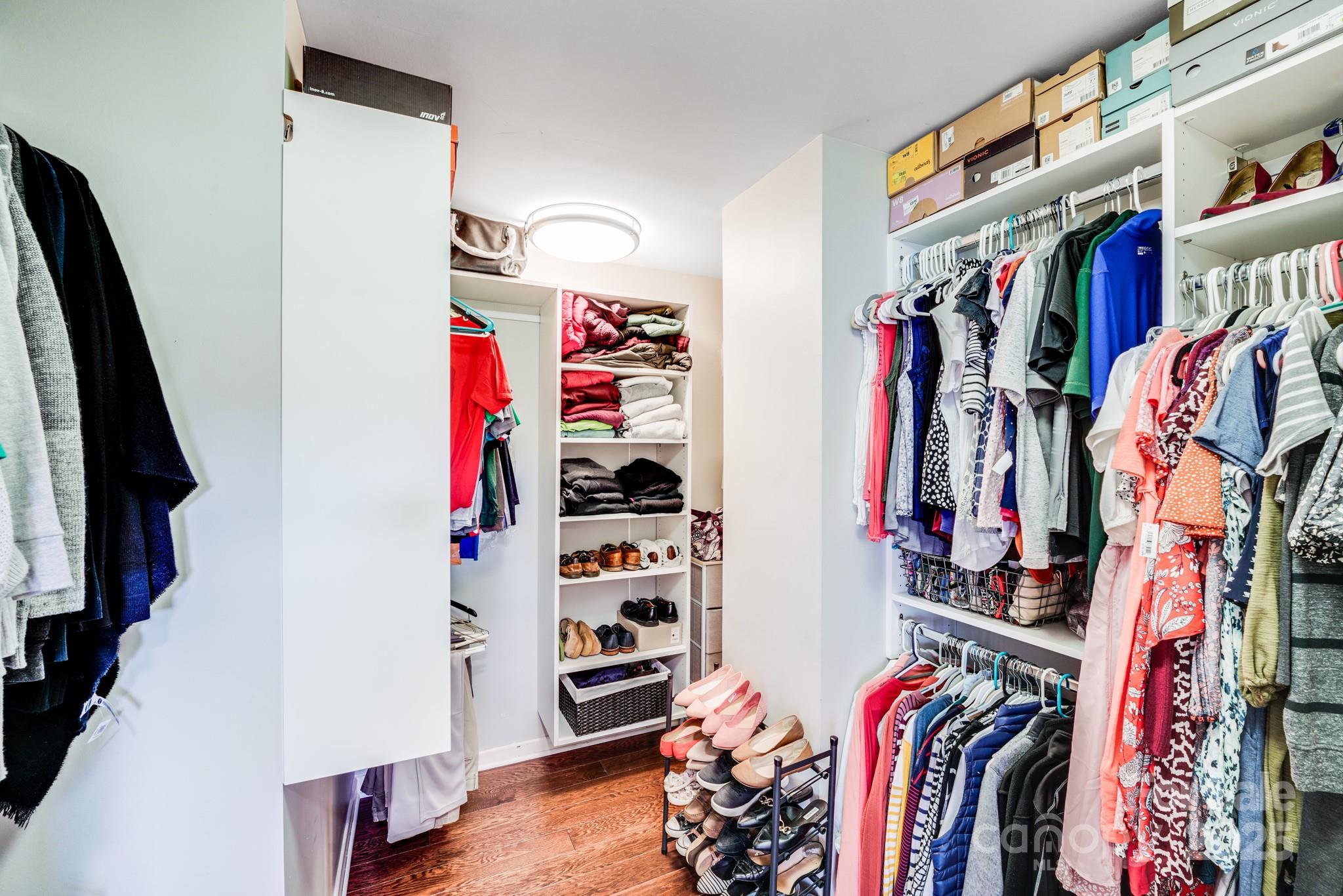 Ridgeloch - Residential