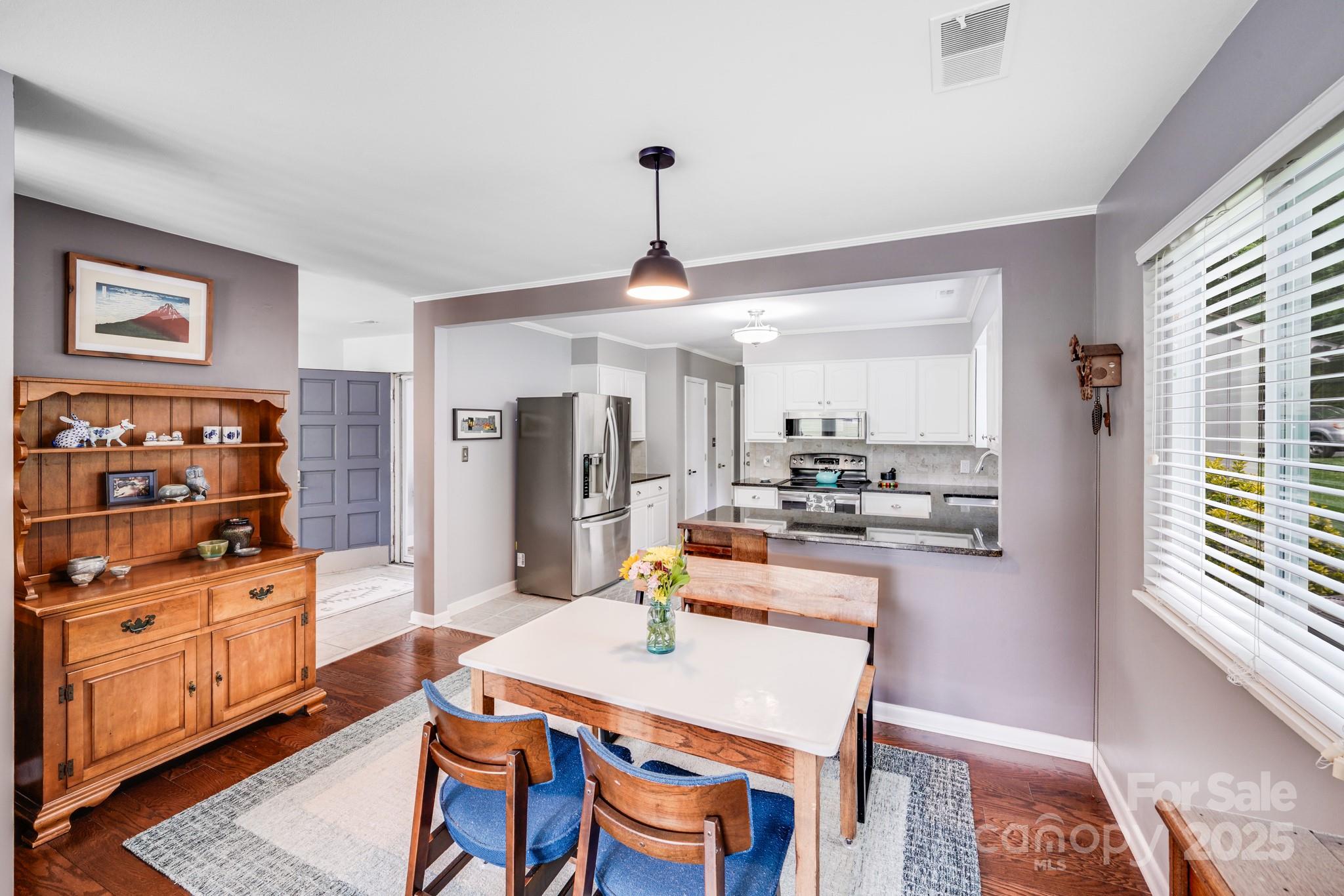 Ridgeloch - Residential