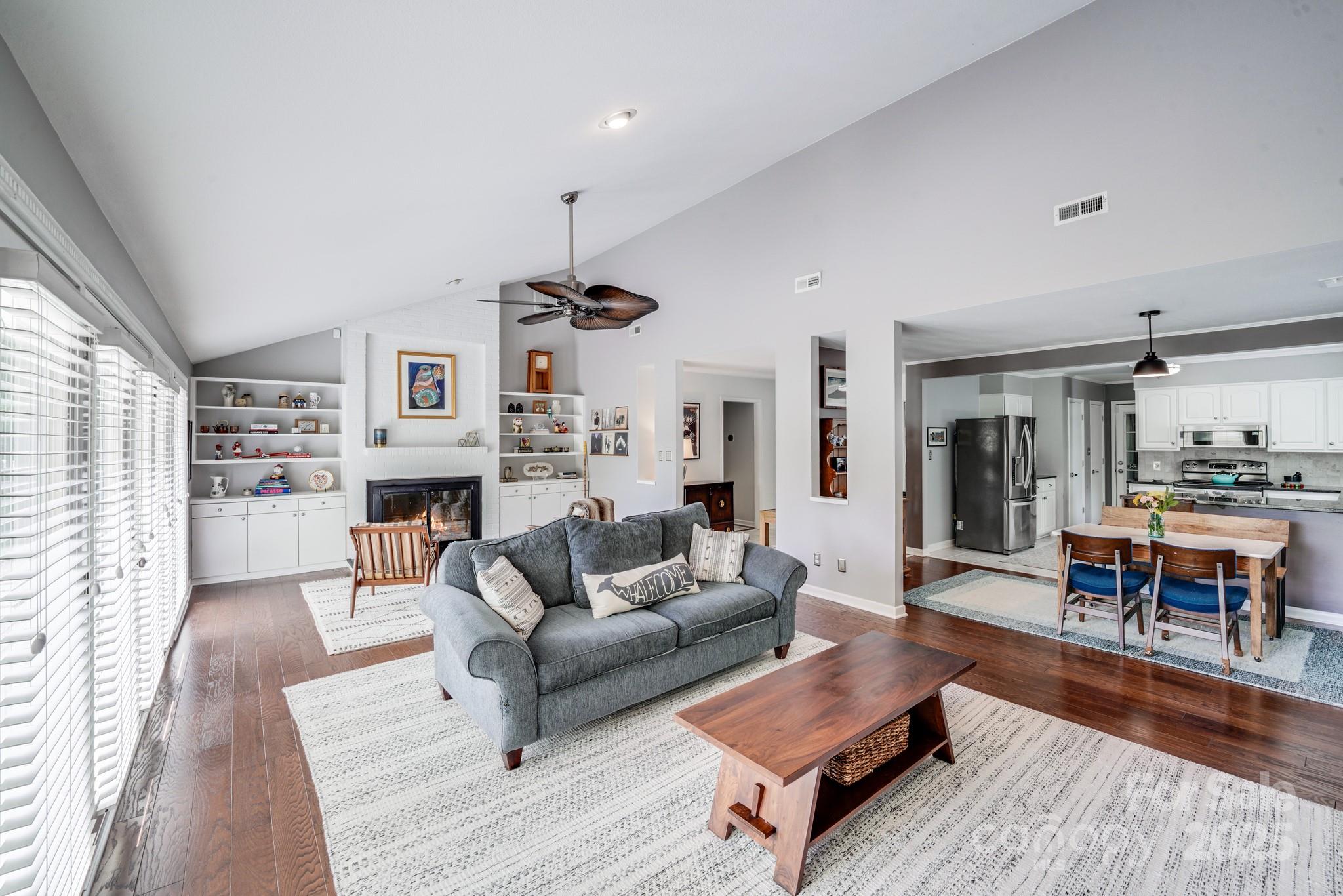 Ridgeloch - Residential