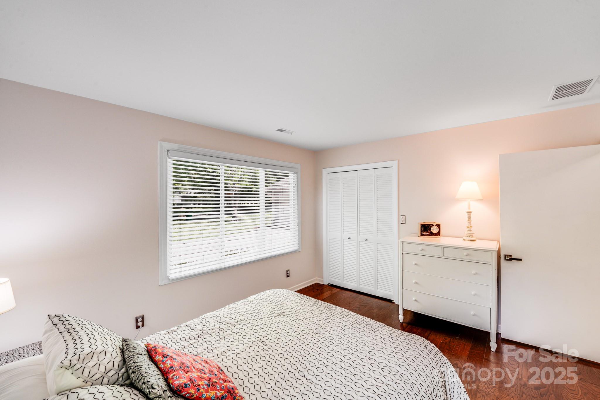 Ridgeloch - Residential