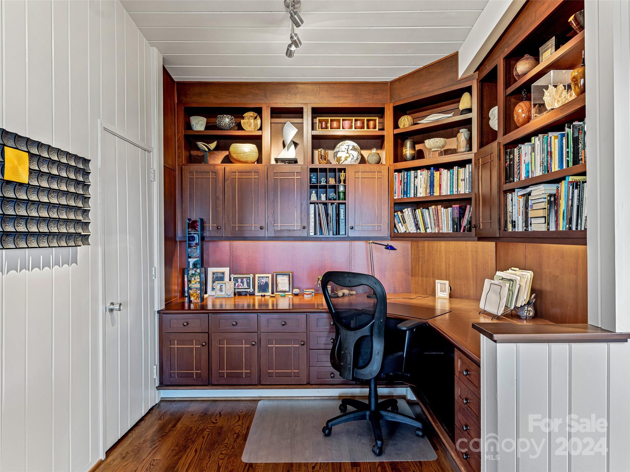 Sunset Mountain - Residential