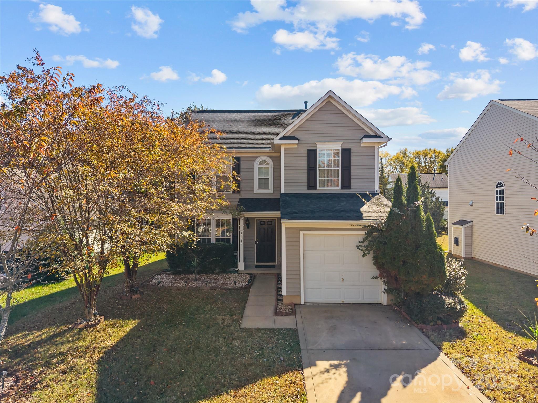 14310 Tapestry Woods Court