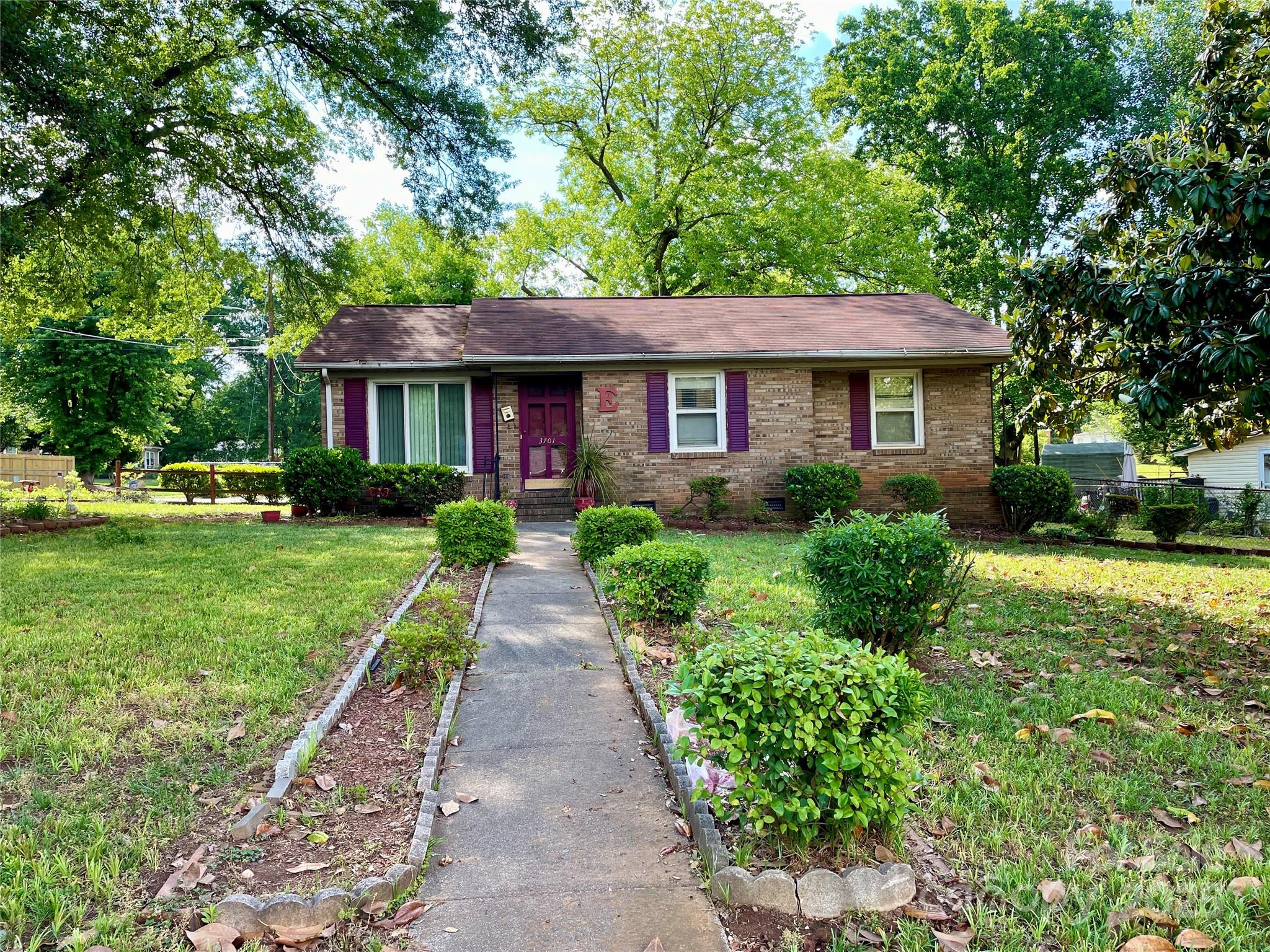 3701 Seaman Drive