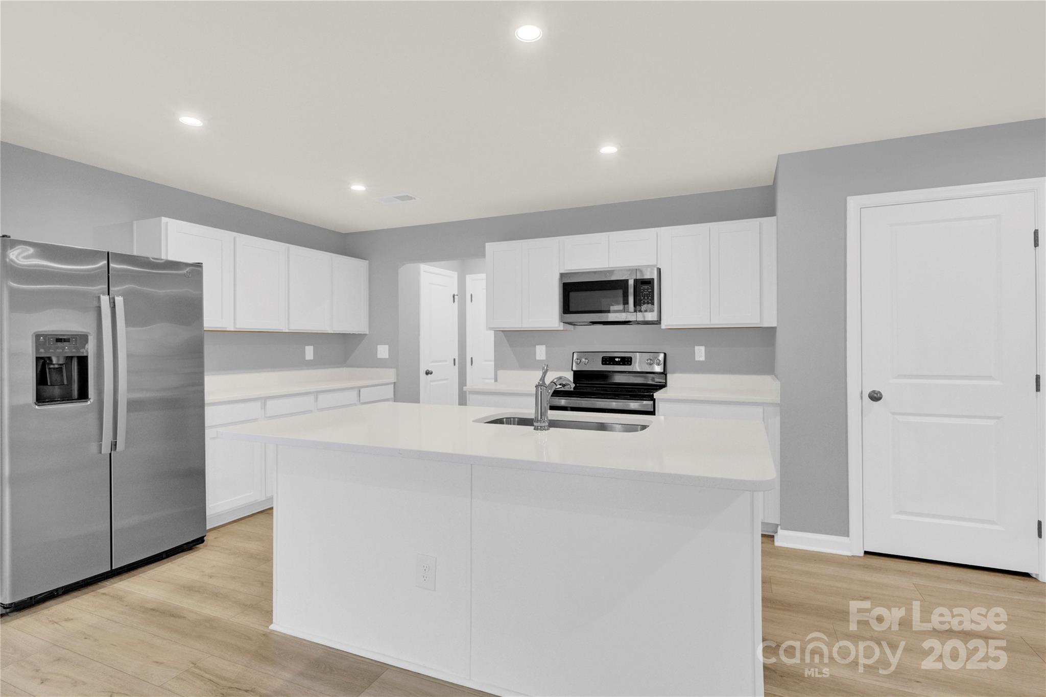 Tanoak - Residential Lease