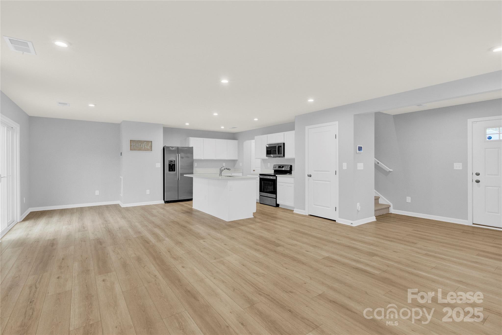 Tanoak - Residential Lease