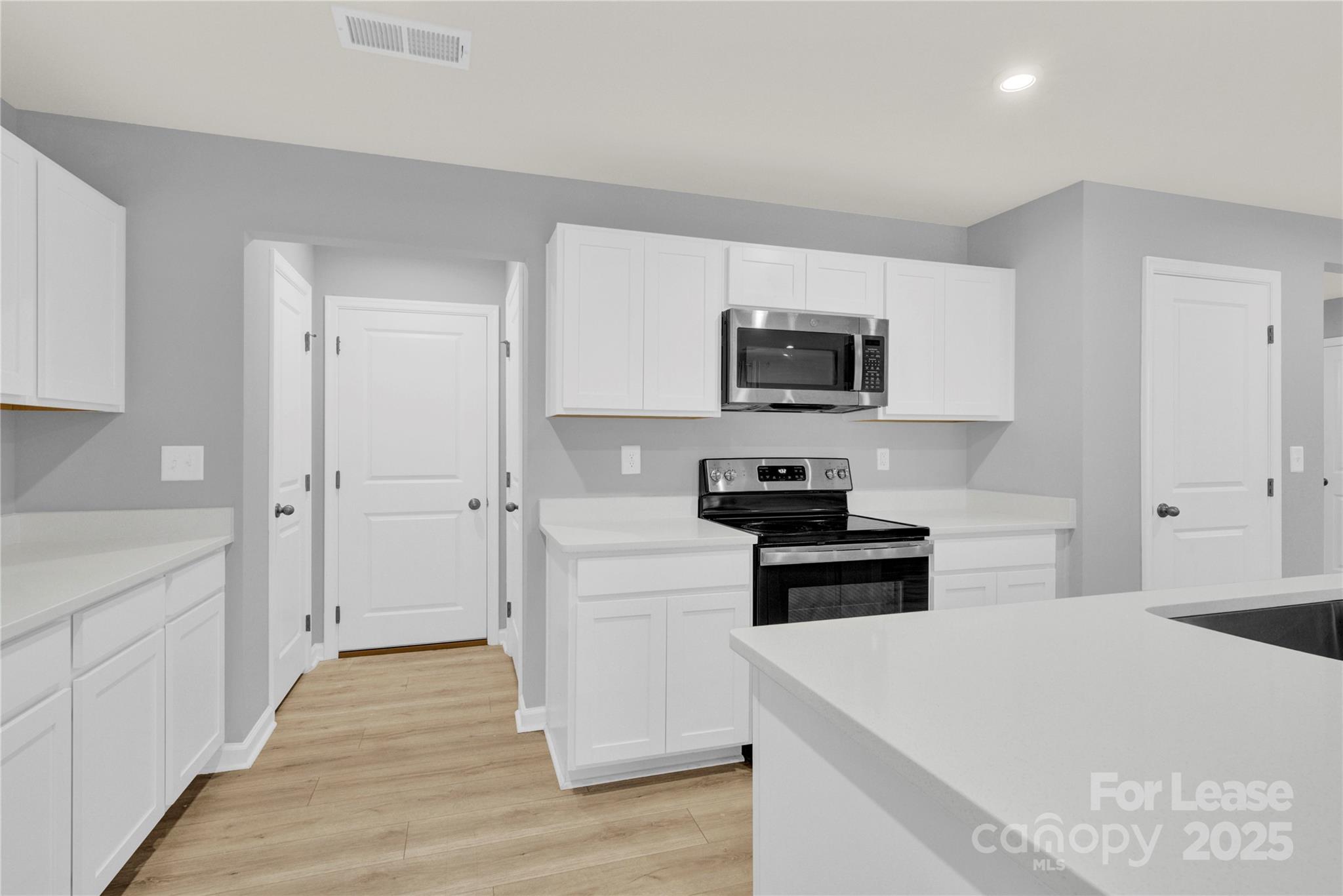 Tanoak - Residential Lease