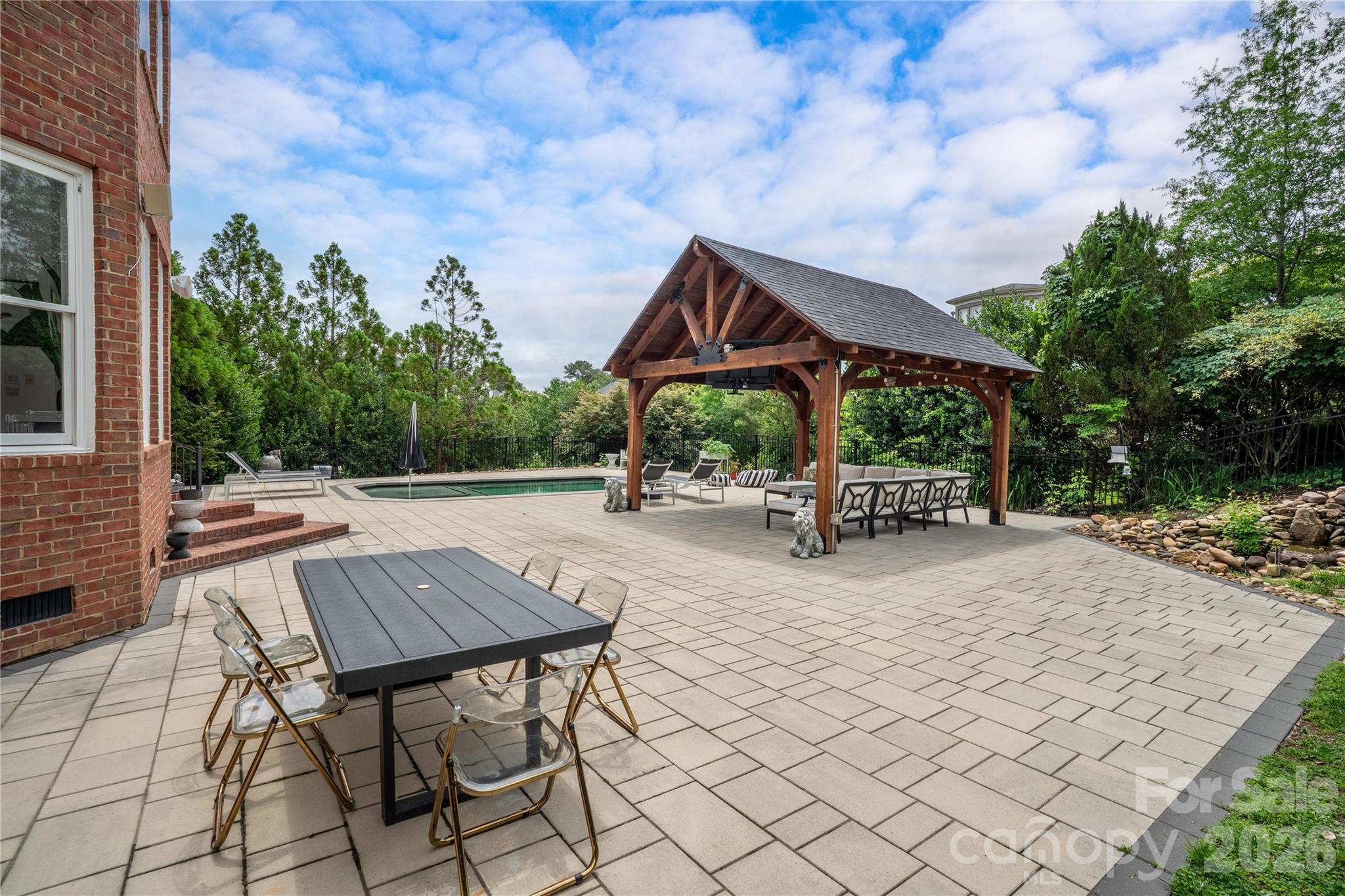 14136 Shaw Drive