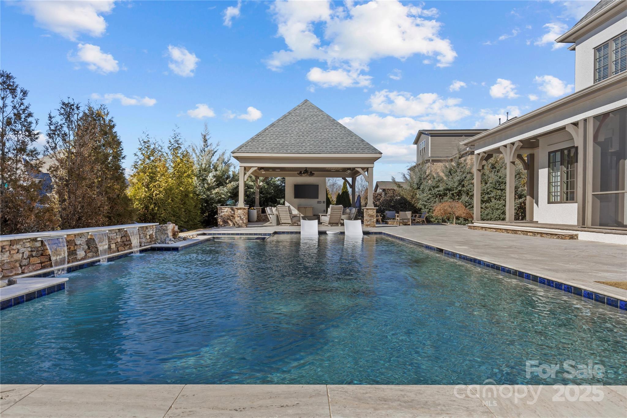 Whitegate - Residential