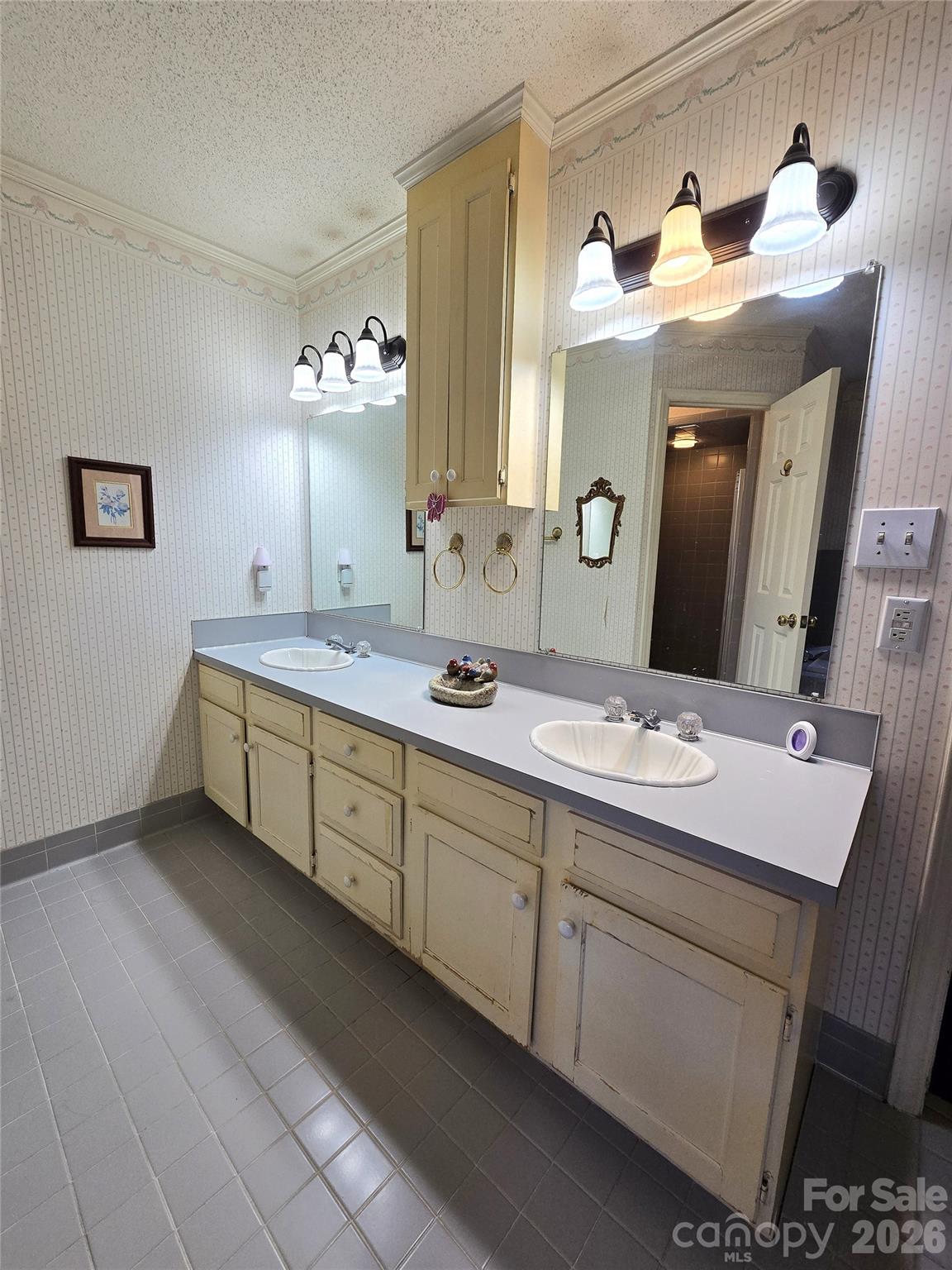 Country Creek - Residential