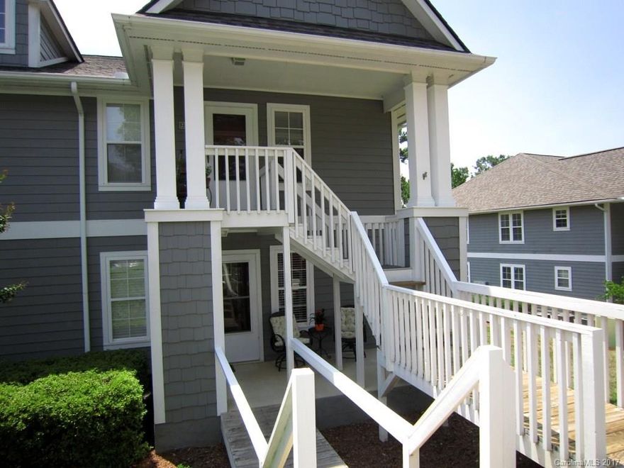 Wonderful One Level First Floor End Unit With Lots Of Light!  2 Bedrooms, 2 Baths, 1041 SqFt, Large Living Room W/Gas-Log Fireplace & Hardwood Floors, Dining Area W/Hardwood Floors, Eat-In Kitchen W/Hardwood Floors, Screened-In Porch With View Of Creek, Storage Space, Home Warranty.  This Gated Community Has Pool, Fitness Center, Tennis Courts, & Manicured Common Areas.