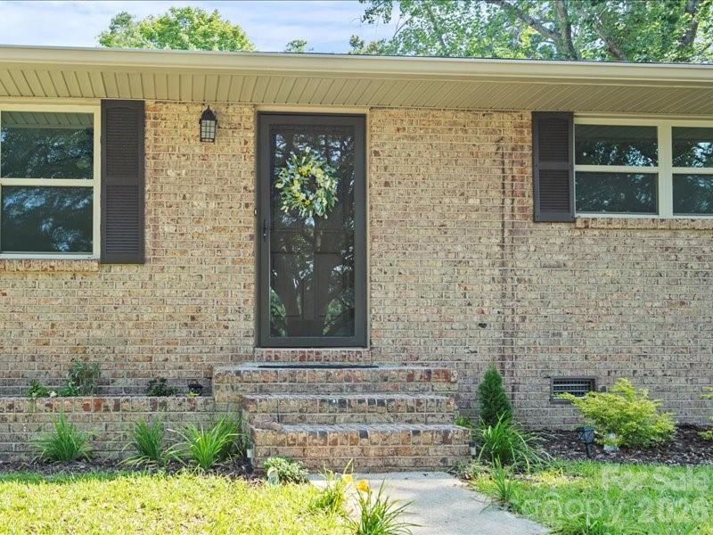 136 Chester Park Circle