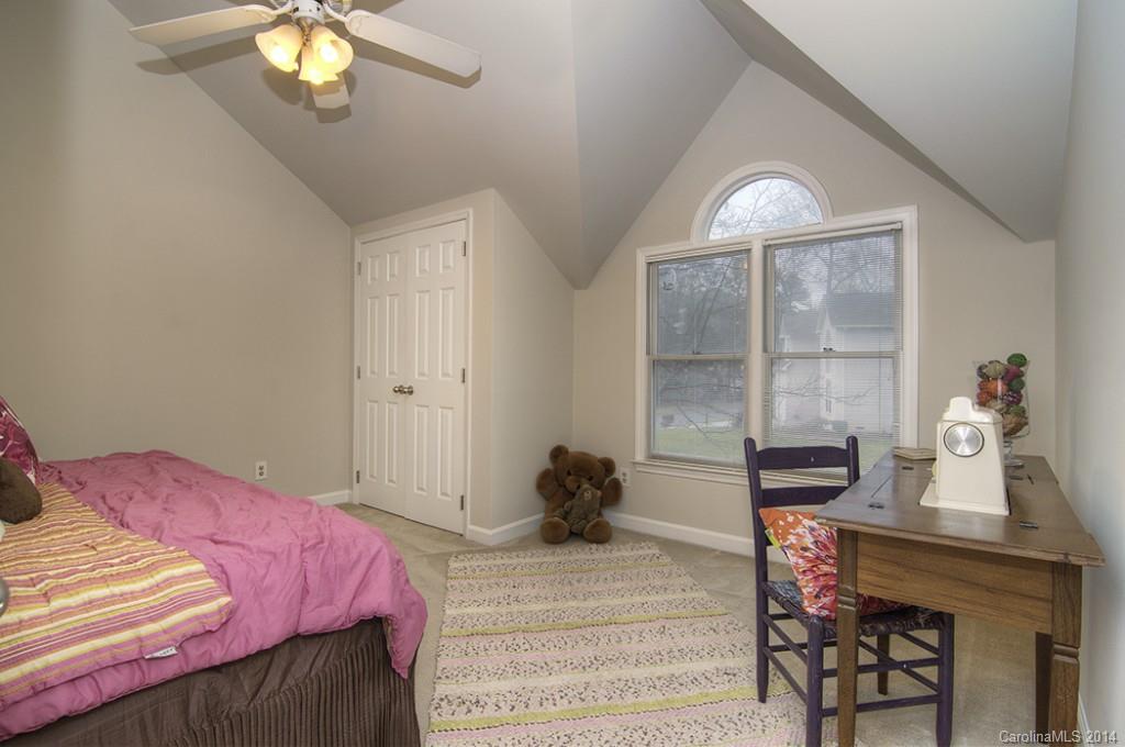 Davis Lake - Residential