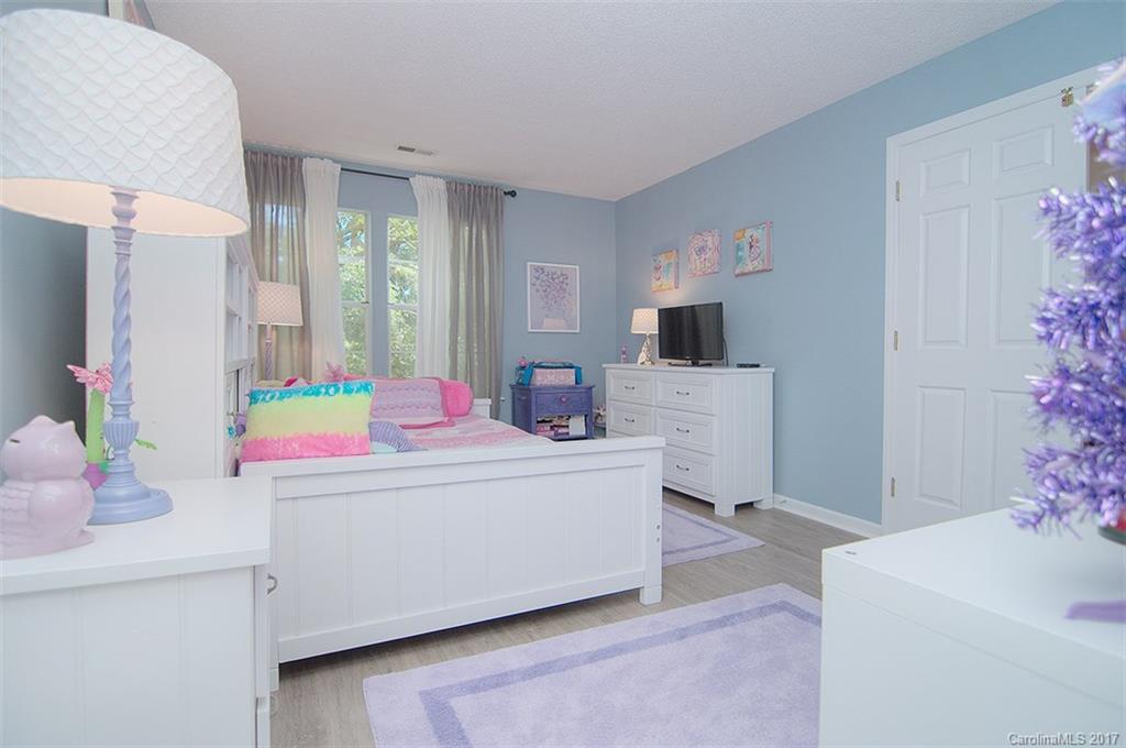 Bennington Woods - Residential