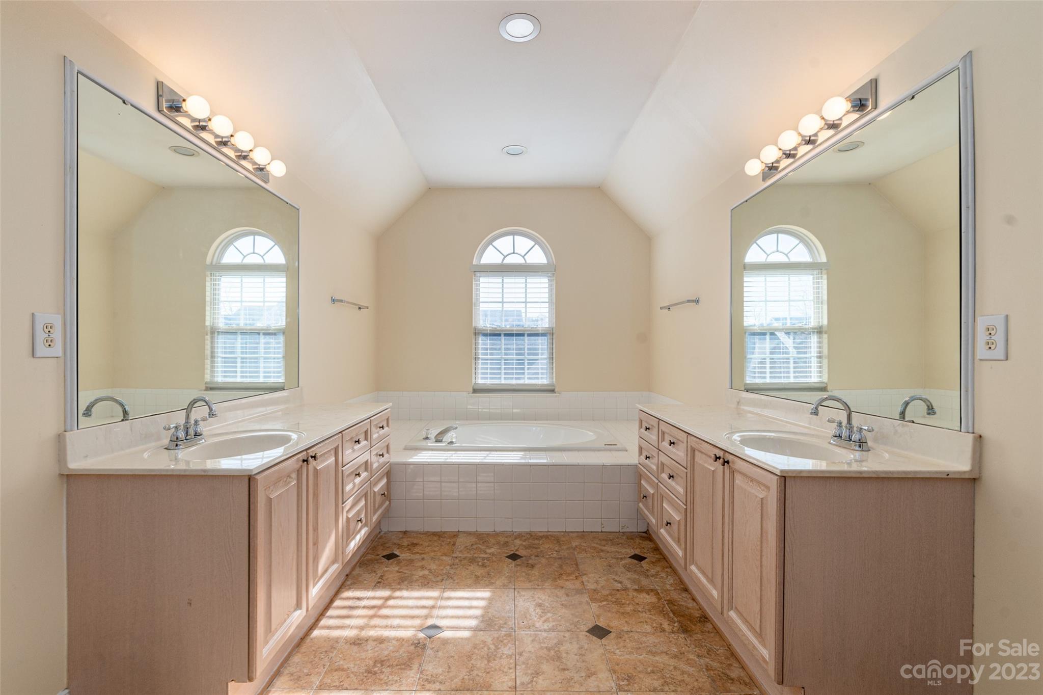 Lake Park - Residential