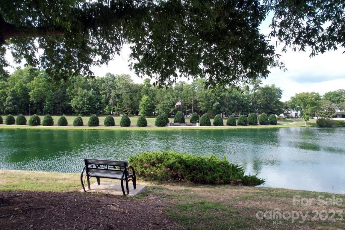 Lake Park - Residential