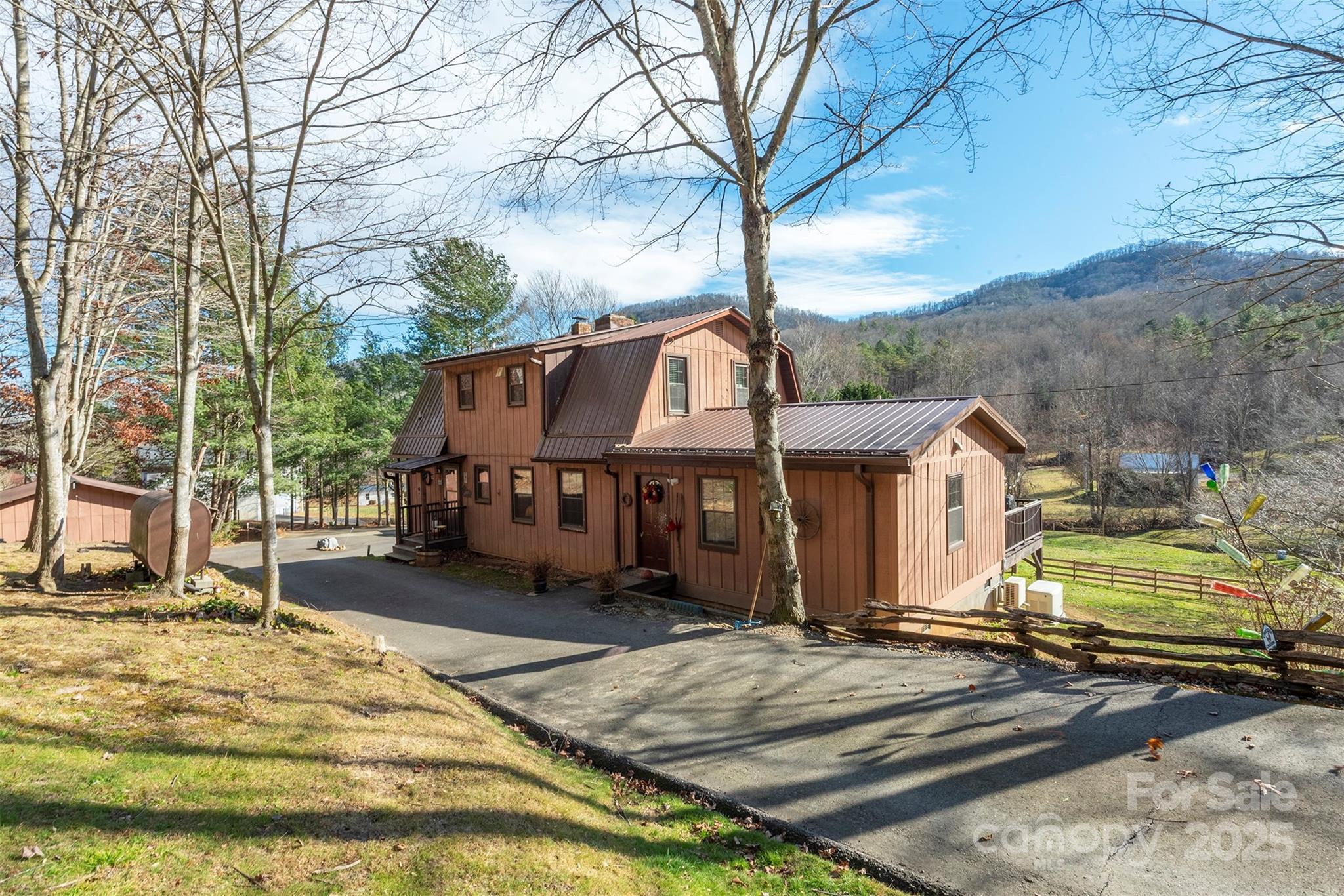 366 Dix Creek #2 Road