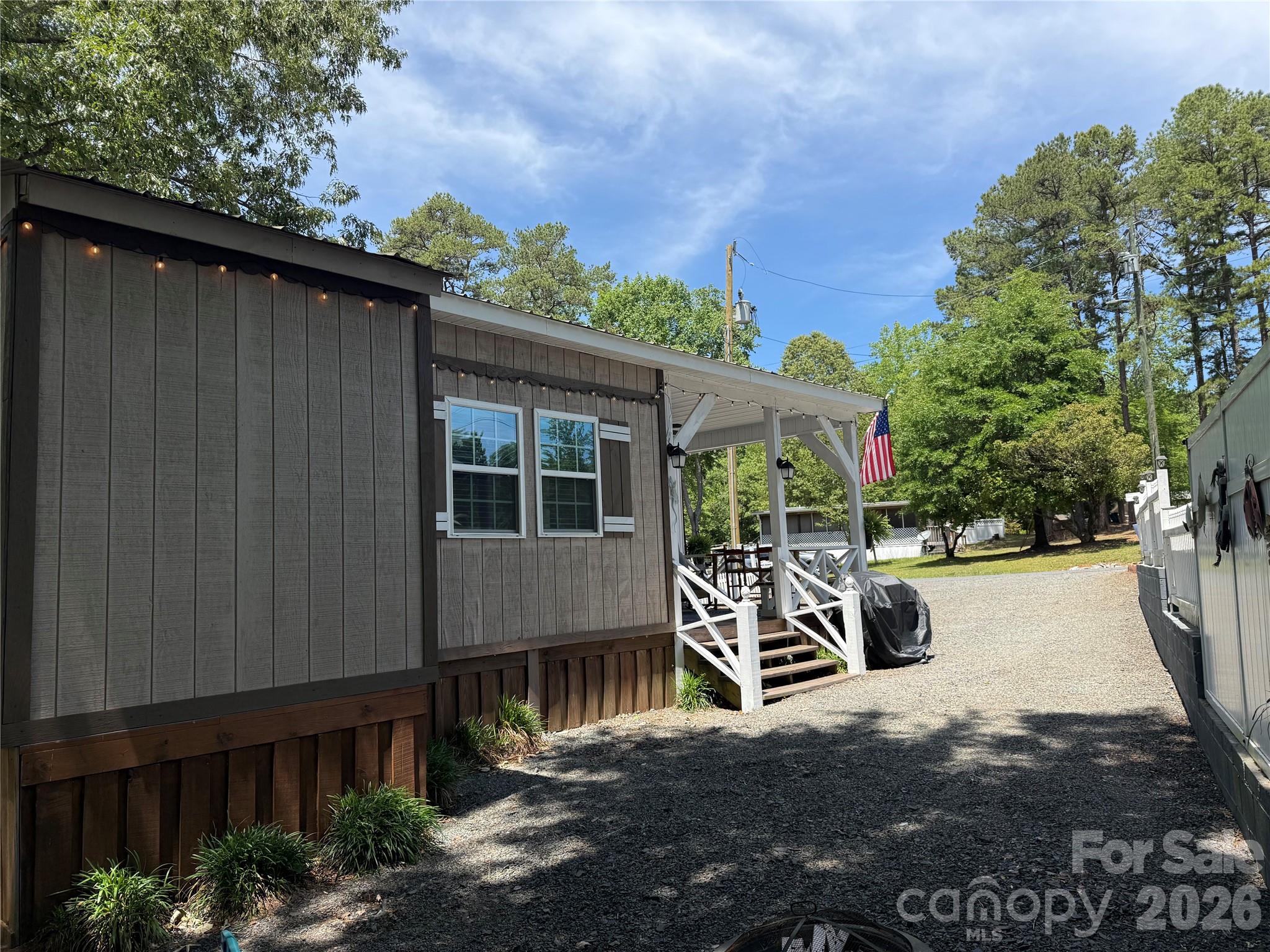 Twin Harbor - Residential