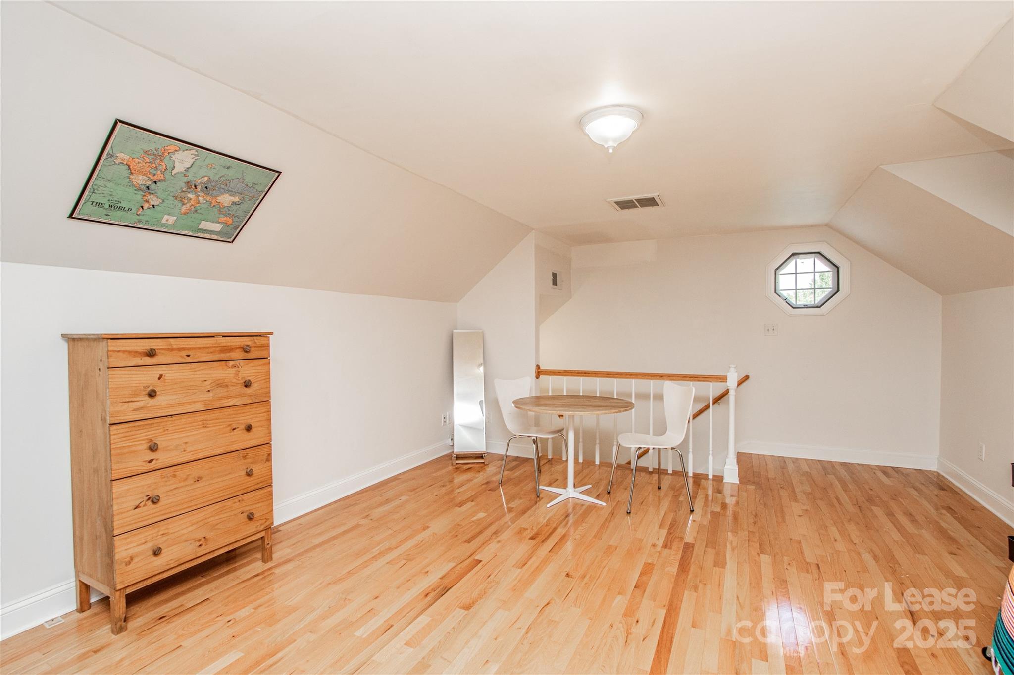 Sturnbridge - Residential Lease