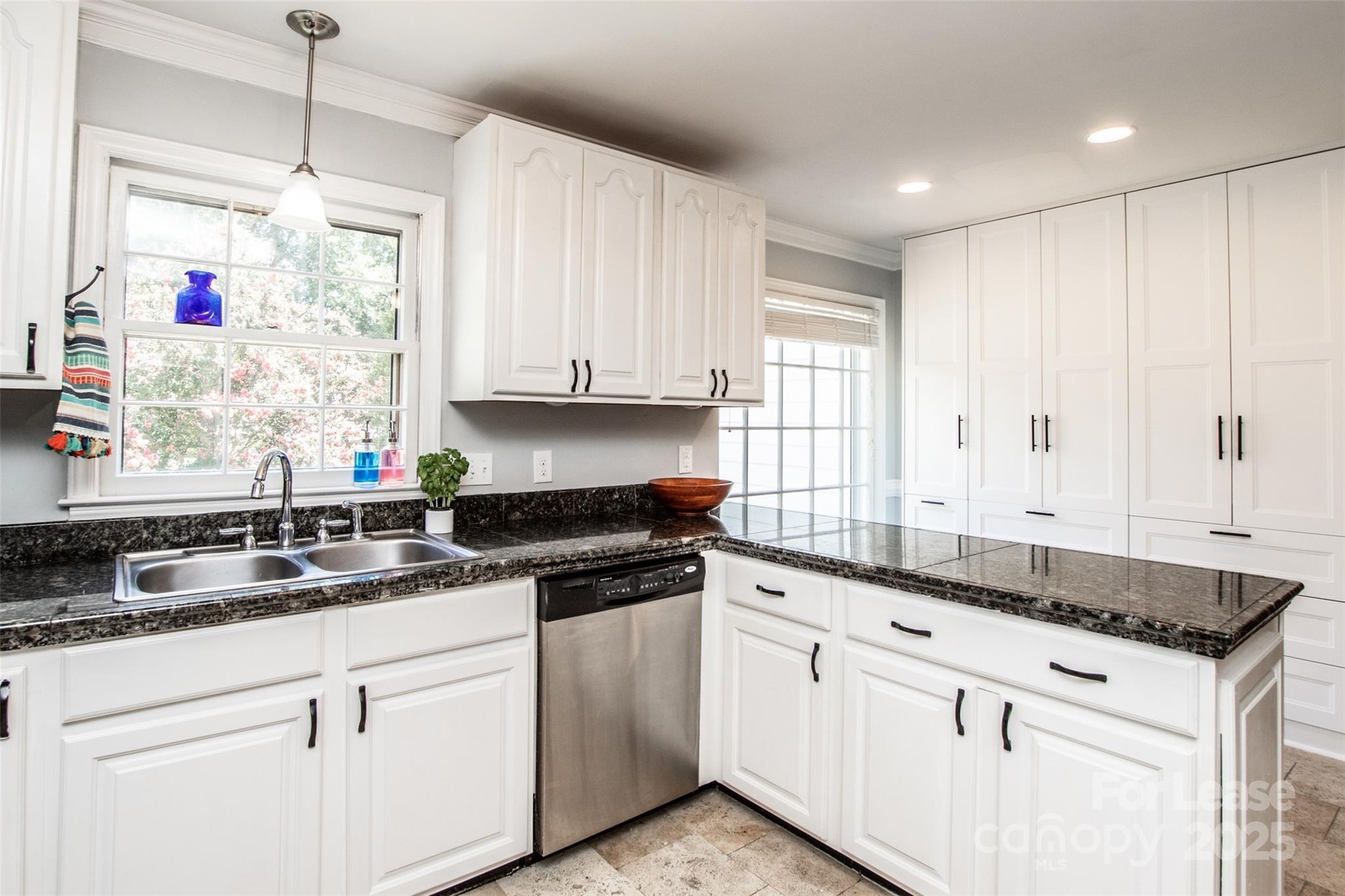 Sturnbridge - Residential Lease