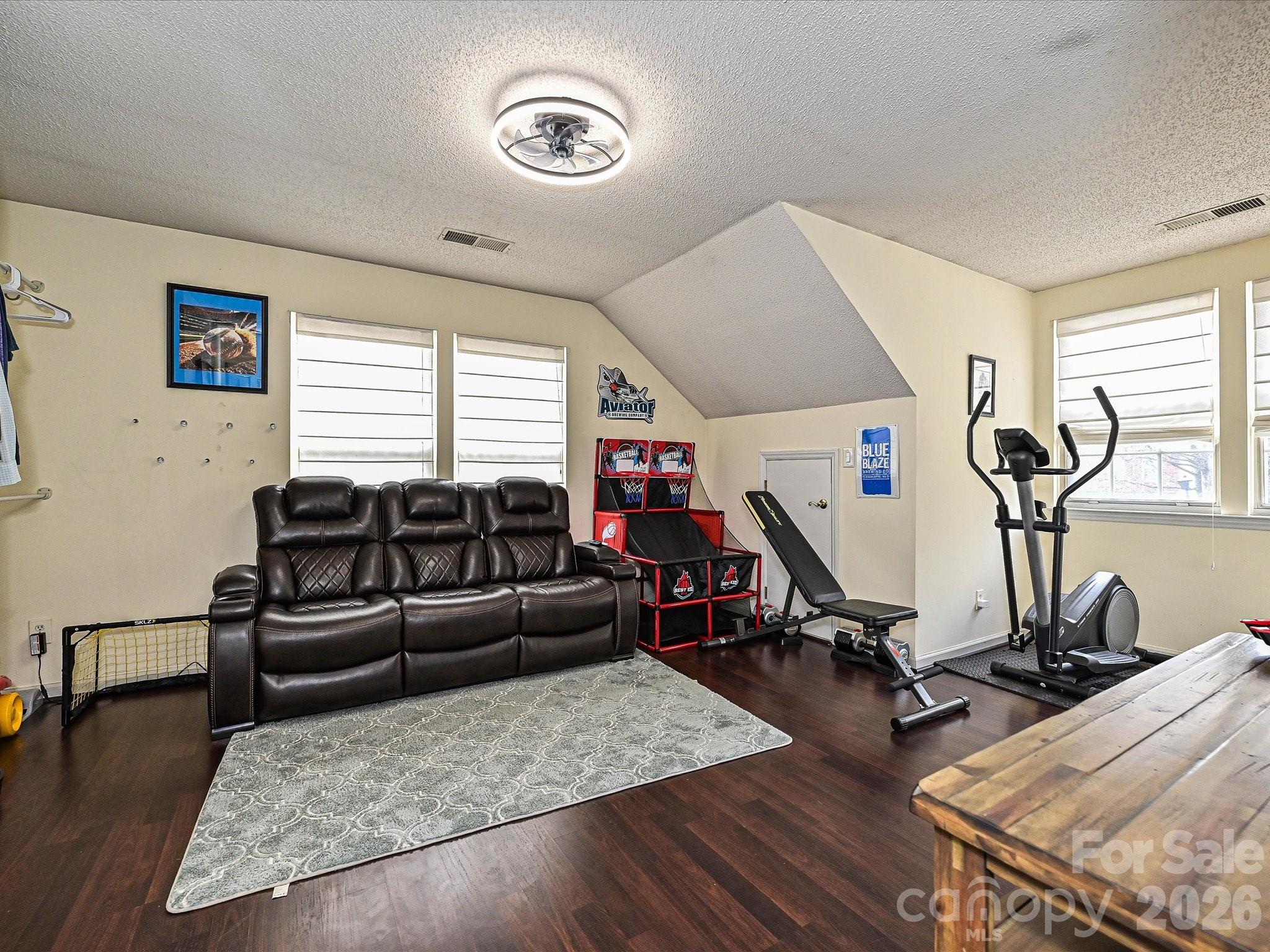 Wynfield Creek - Residential