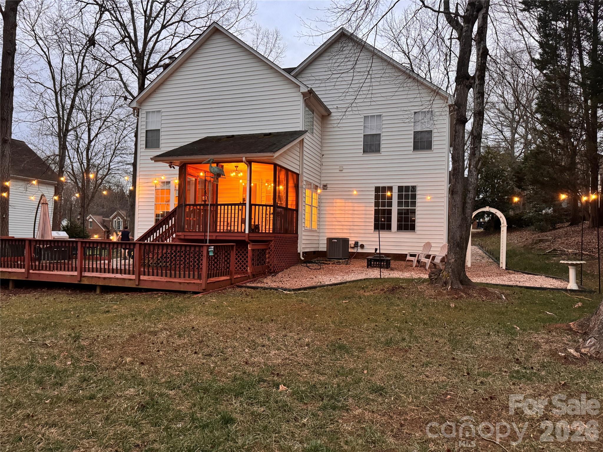 Wynfield Creek - Residential