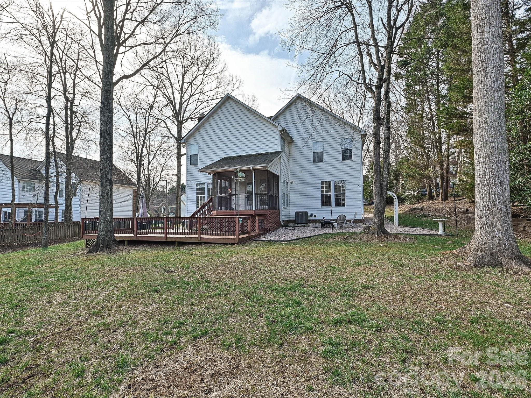 Wynfield Creek - Residential