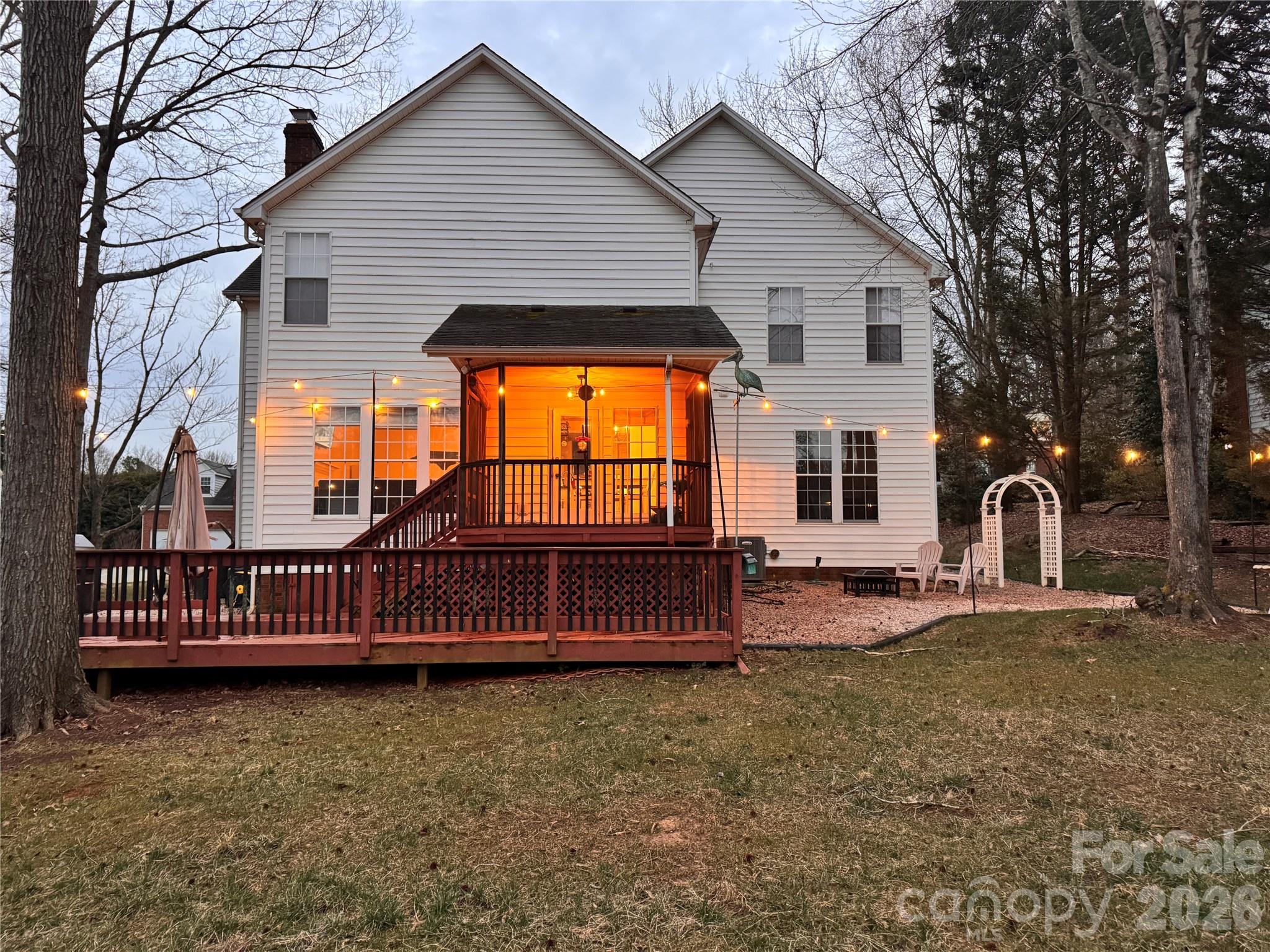 Wynfield Creek - Residential