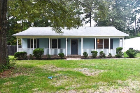 Photo of 1820 Bridgewood Drive, Lancaster, SC 29720 (MLS # 4410487)