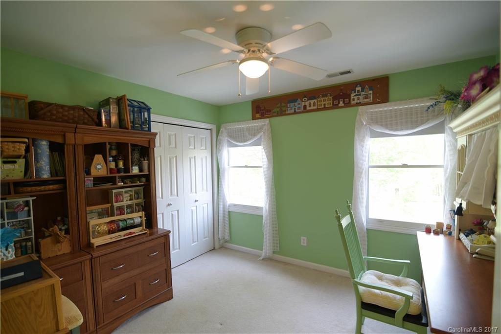 Lakehaven Estates - Residential