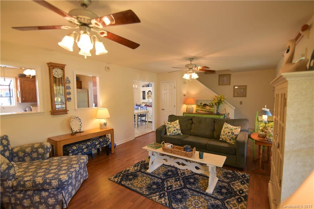 Lakehaven Estates - Residential