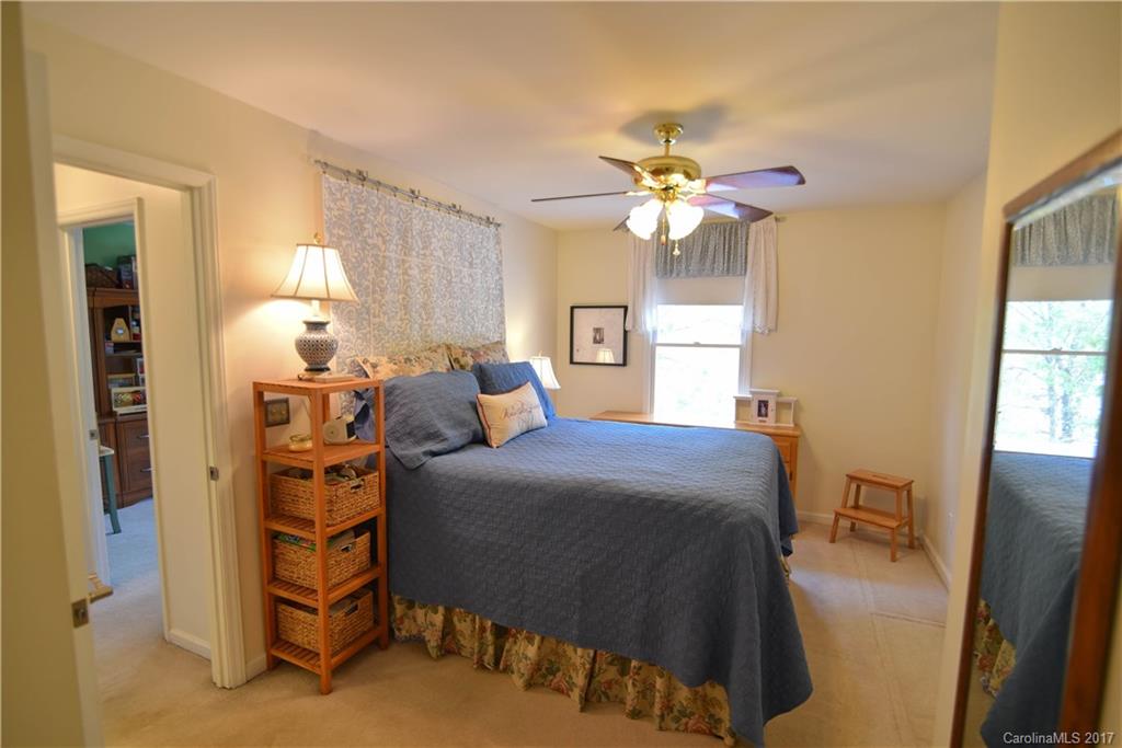 Lakehaven Estates - Residential