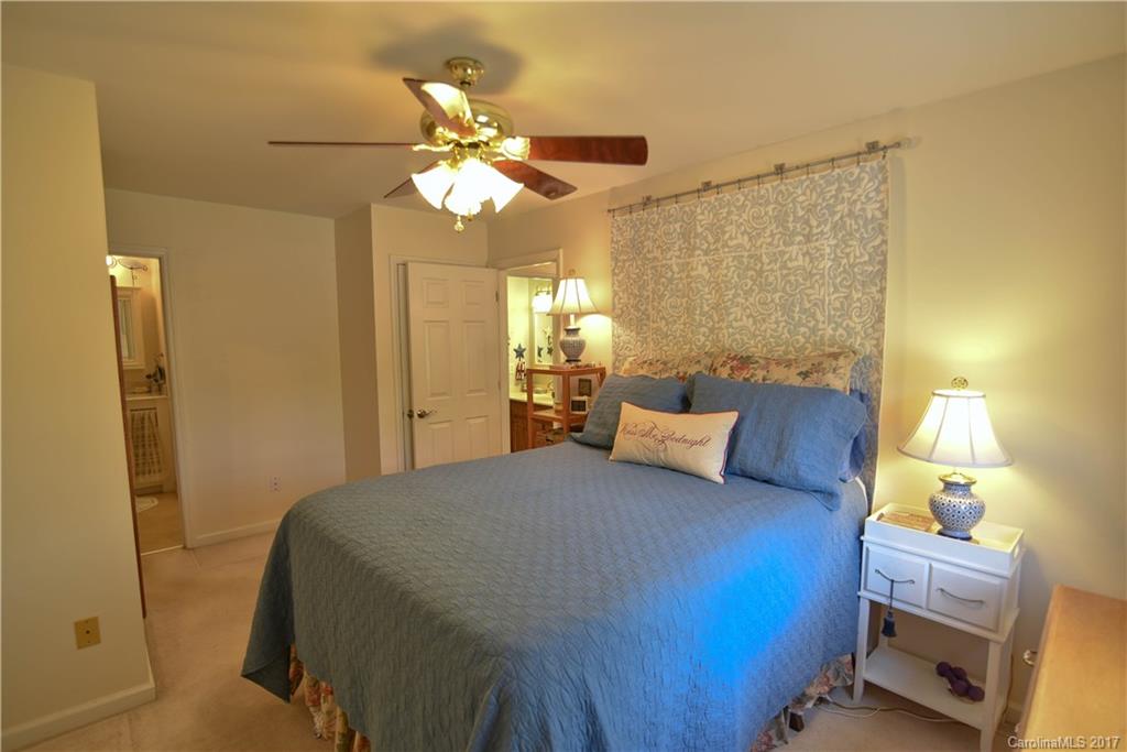 Lakehaven Estates - Residential